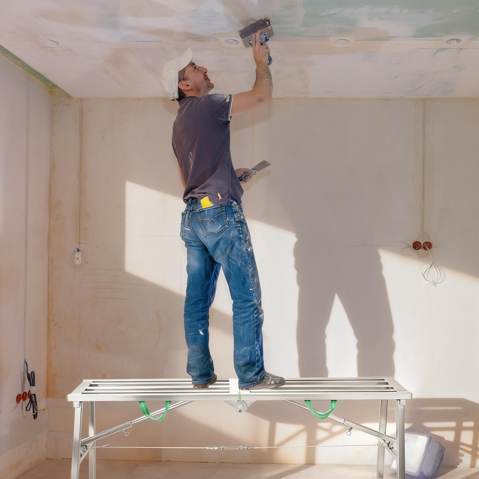 Plateforme de travail pliable - Échafaudage portable - Avec 4 vitesses réglables en hauteur de 80 à 120 cm - Plateforme de travail pliable pour la maison, l'atelier, le garage et les chantiers