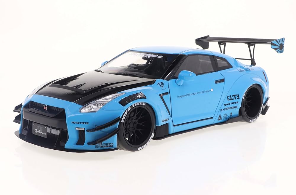 Solido 1:18 Diecast Model Nissan GT-R (R35) Liberty Walk Body Kit