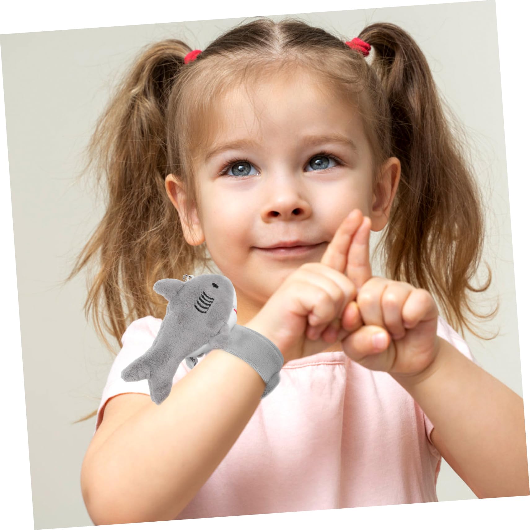 Hemobllo 10 Piezas Pulsera de Peluche de Pulsera de Golpe Suave y para Fiesta Temática Infantil Banda de Muñeca Animal de Peluche Hugger para Cumpleaños