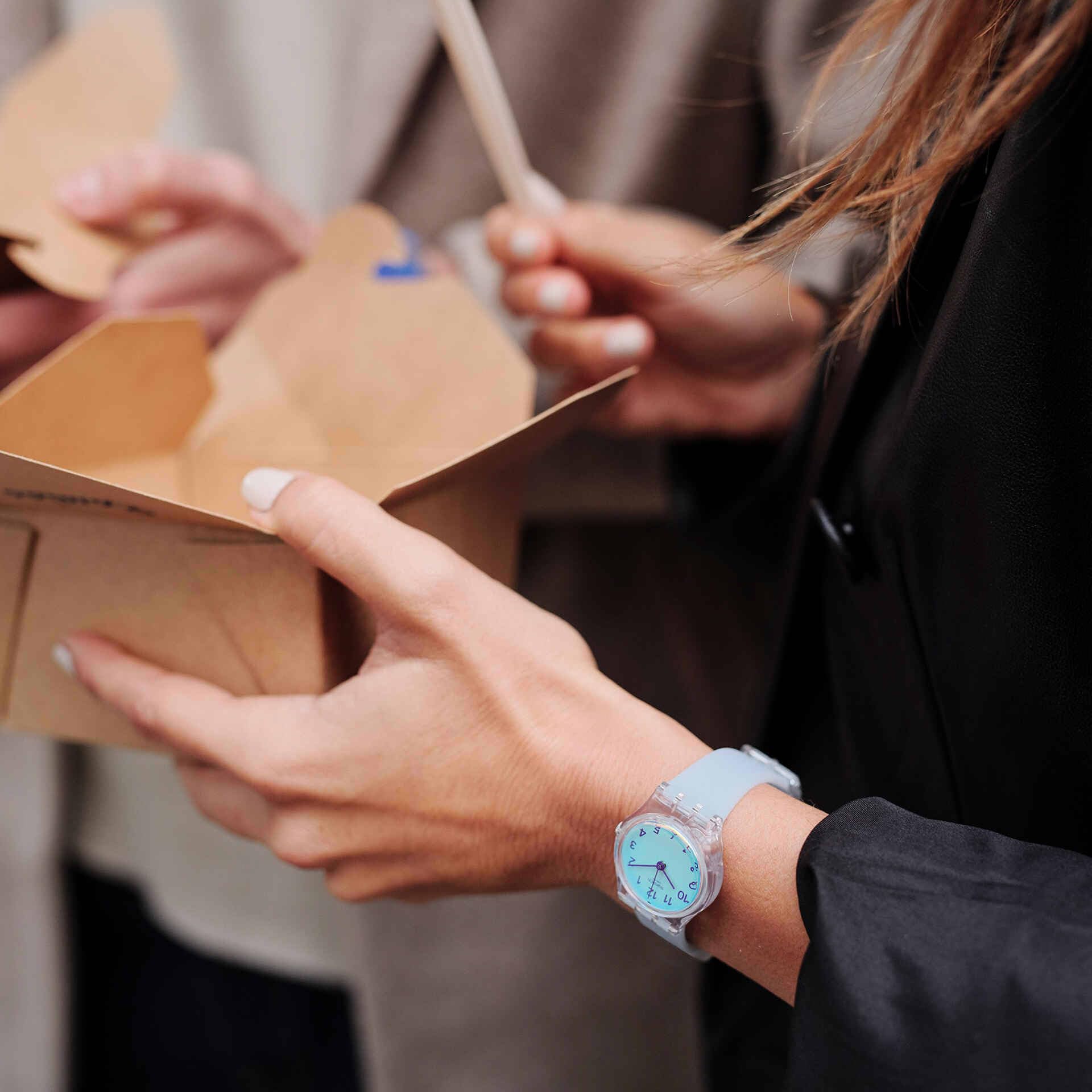 Swatch Armbanduhr Swatch Essentials & The Power of Love Casual Blue