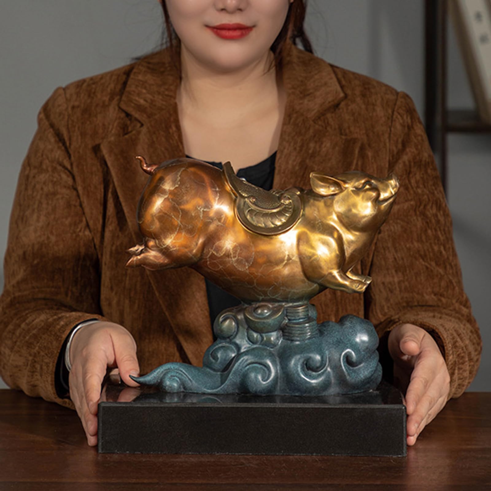 Mosiężna statua bogactwa latającej świni zodiaku rzeźba świni