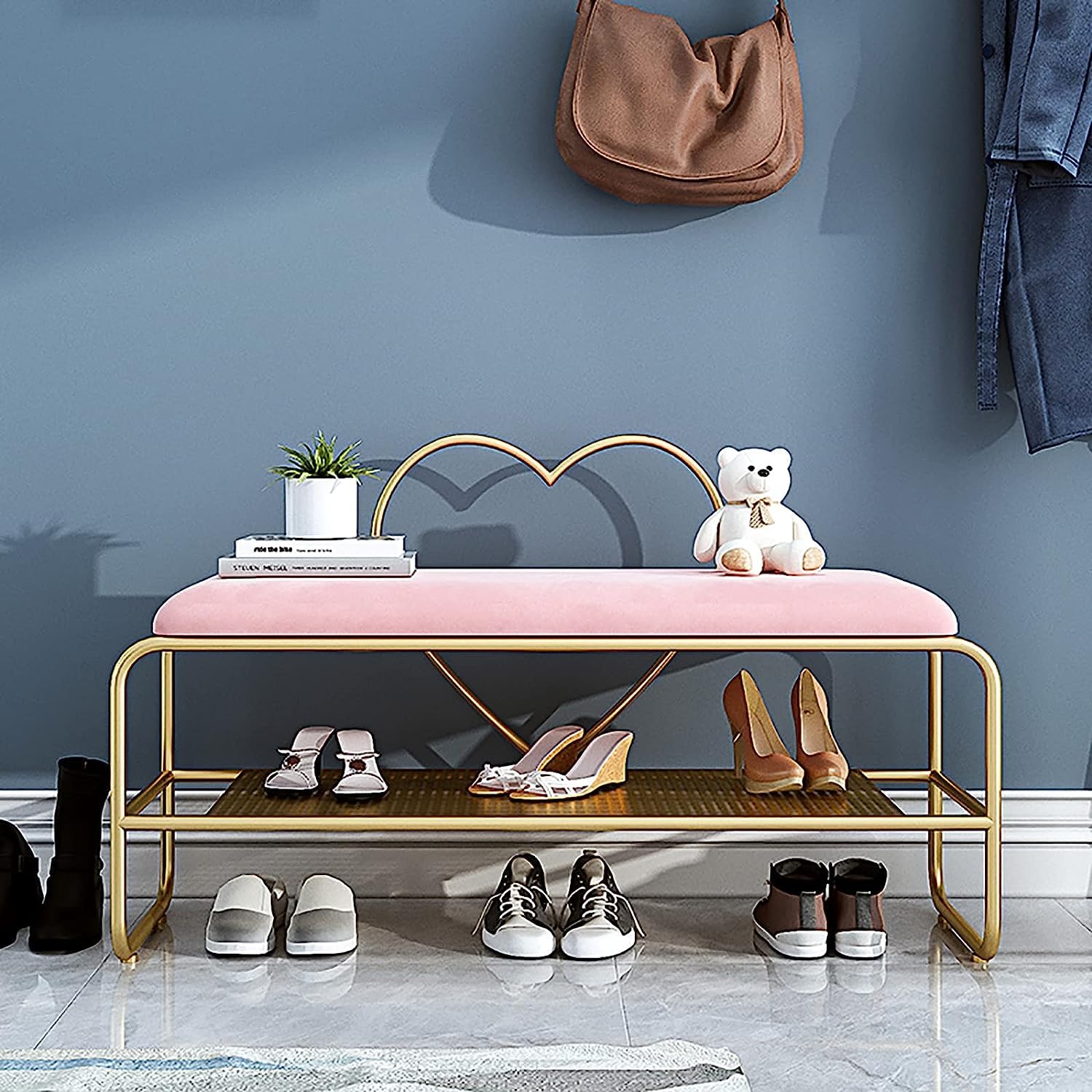 Banc de rangement pour couloir élégant afin d'accueillir vos invités avec style
