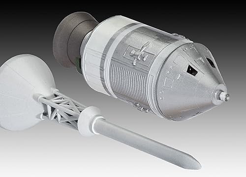 Miniatura 3 de Modelo coleccionable con piezas Rocket marca Revell (Alemania) del cohete Saturno V del programa Apolo.