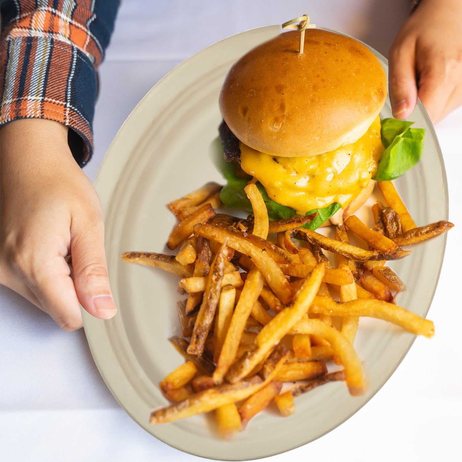 Ginkgo 100 Pack Oval Heavy Duty Paper Plates 12 Inch, Disposable Large Paper Plates Bulk for BBQ, Party, Picnic, Dessert, Thanksgiving and Every Day