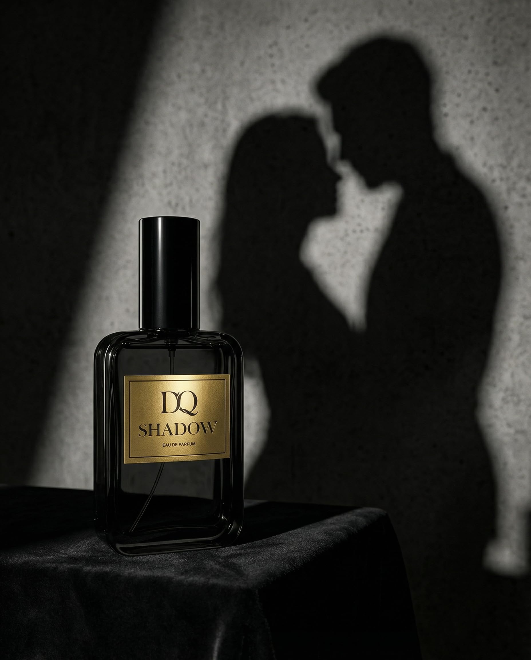 D’QAR SHADOW | Eau de Parfum Herren – Dunkler Herrenduft mit Oud, Weihrauch, Safran & Himbeere – Rauchig, warm & holzig – 50 ml