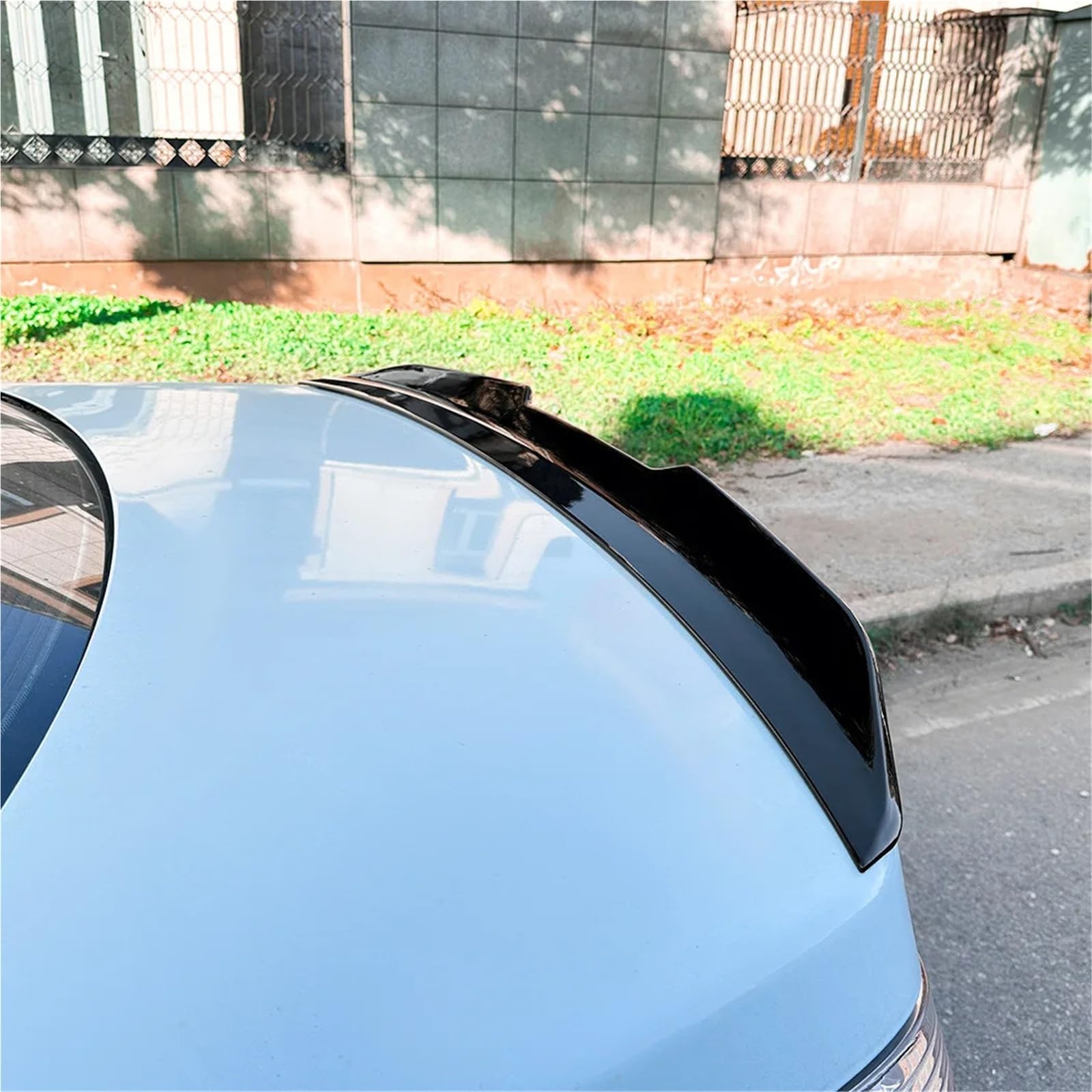 Tylny Spoiler FKompatybilny z BMW serii 5 E60 2004-2010 PSM Style Tylna owiewka samochodu Spoiler bagażnika Decklid Wykończenie pokrywy Splitter Lip(Carbon Fiber look)