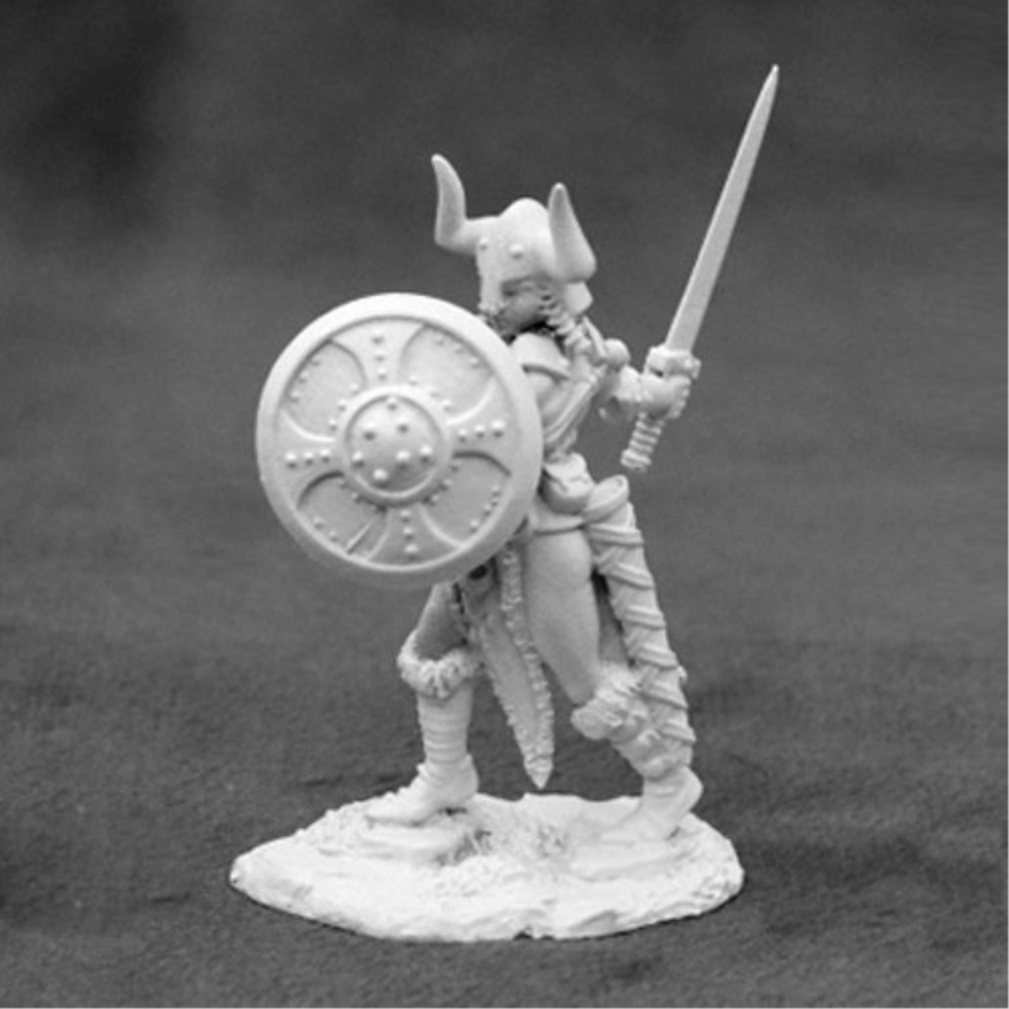 Reaper Miniatures Alena Frostblade, Female Barbarian #03931 Unpainted Metal