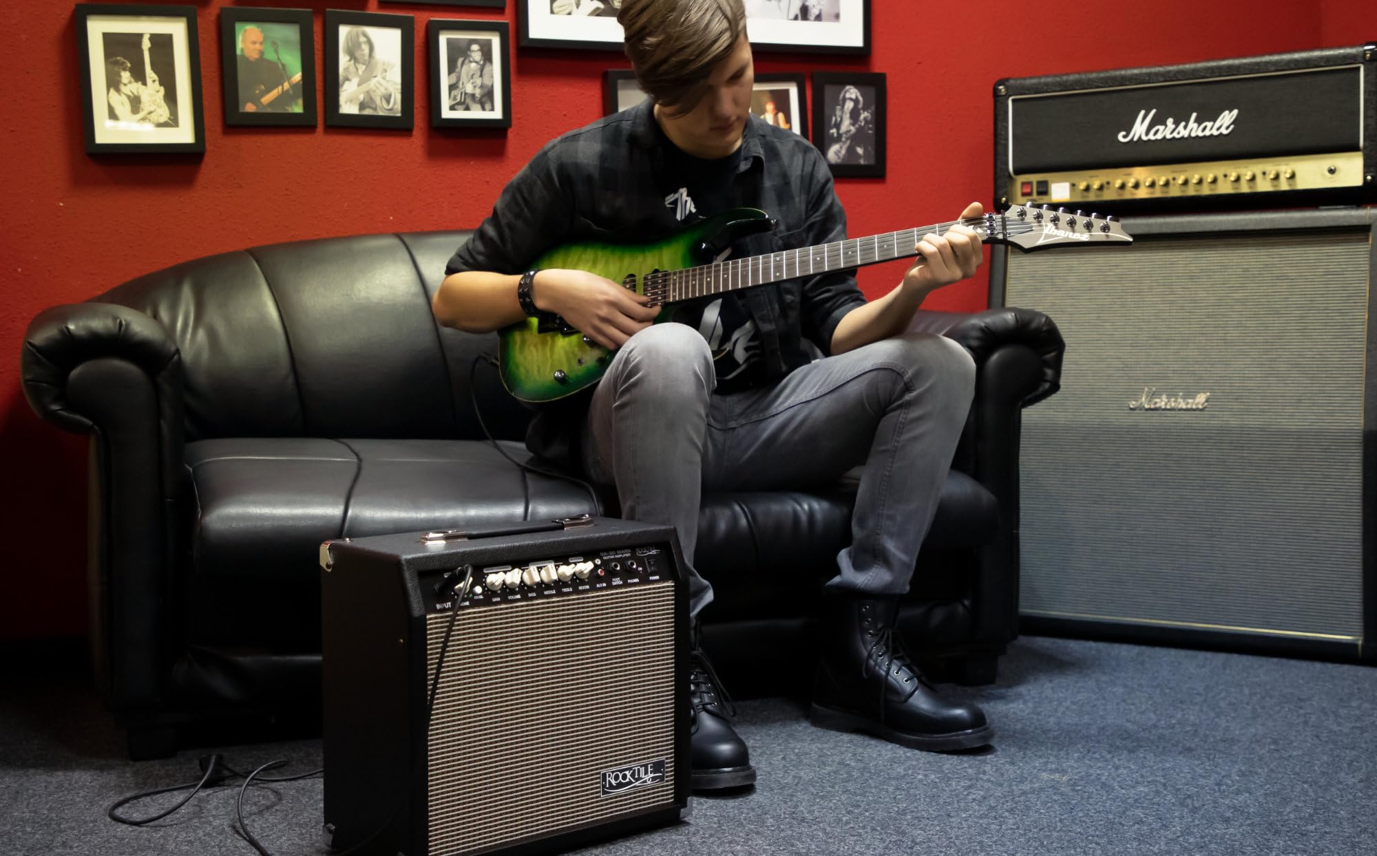 Amplificatore per Chitarra Rocktile GA-30 Mark (combo chitarra 30 watt, 2 canali (Clean/Drive), speaker 8", con effetto riverbero nero