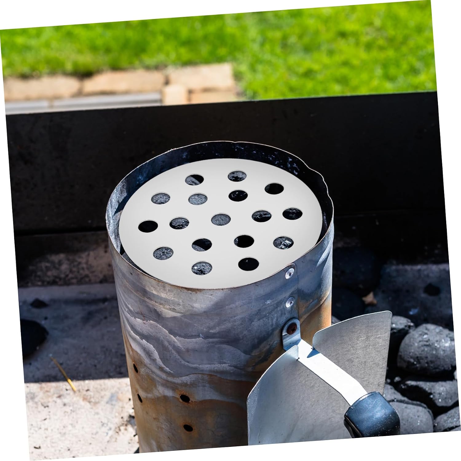 Xmas Cast Iron Fire Grate Round Iron Charcoal Box Separator for BBQ