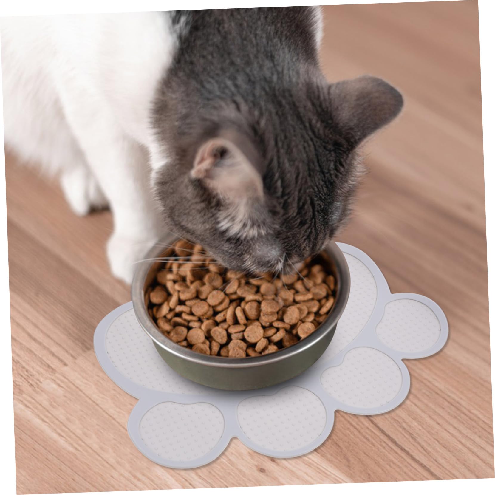 BESPORTBLE Pet Feeding Mat Non Skid Cat Bowl Mat Pet Food Mat for Dogs and Cats Practical and Easy to Feeding Surface