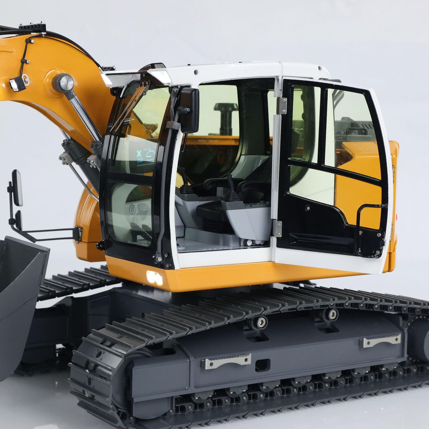 TOUCAN RC HOBBY 1/14 RC Hydraulic Excavator R920 JDM-208 Metal Remote Control Digger Model Sound