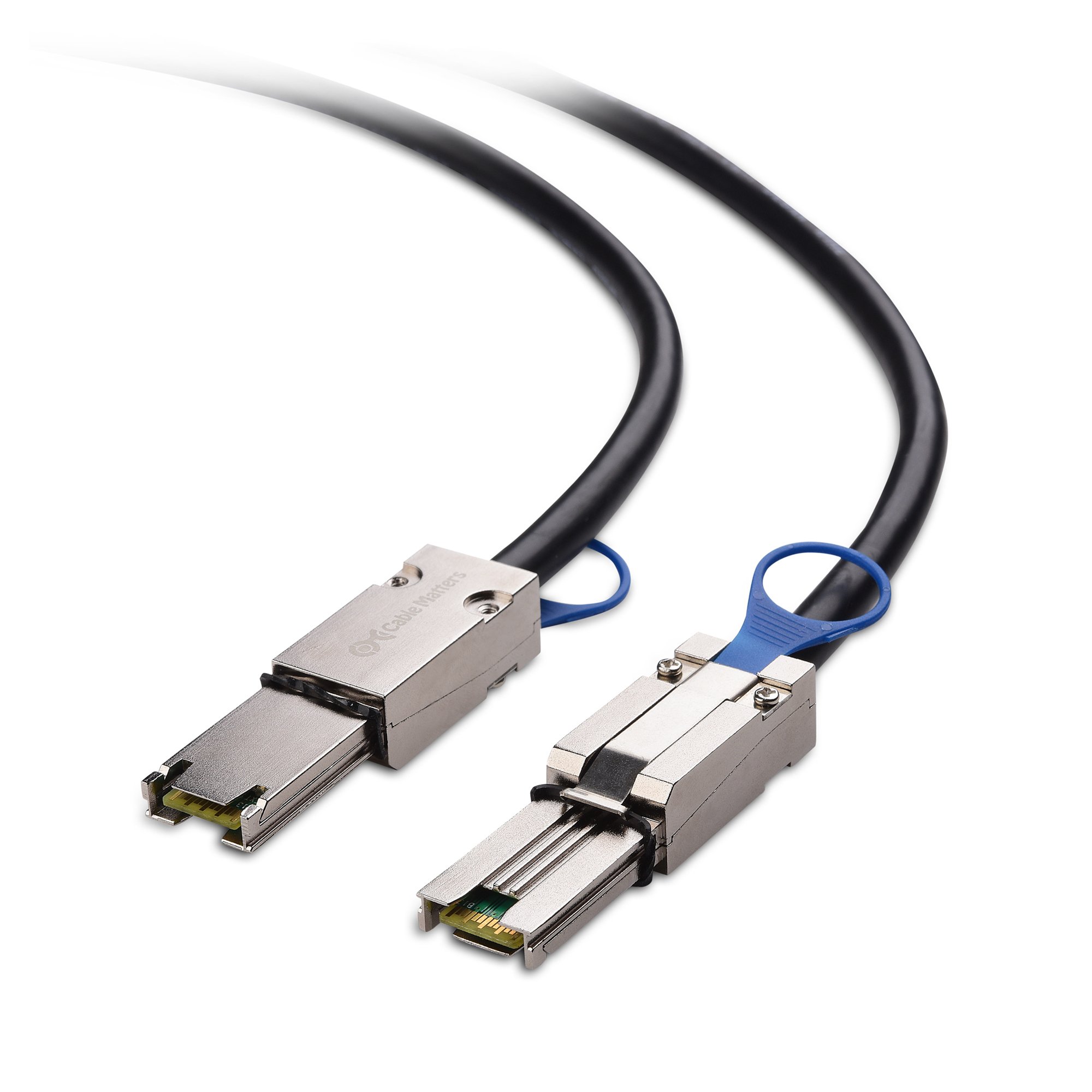 Organiza tu escritorio usando Cable Matters 104020-2m para conectar dispositivos a distancia