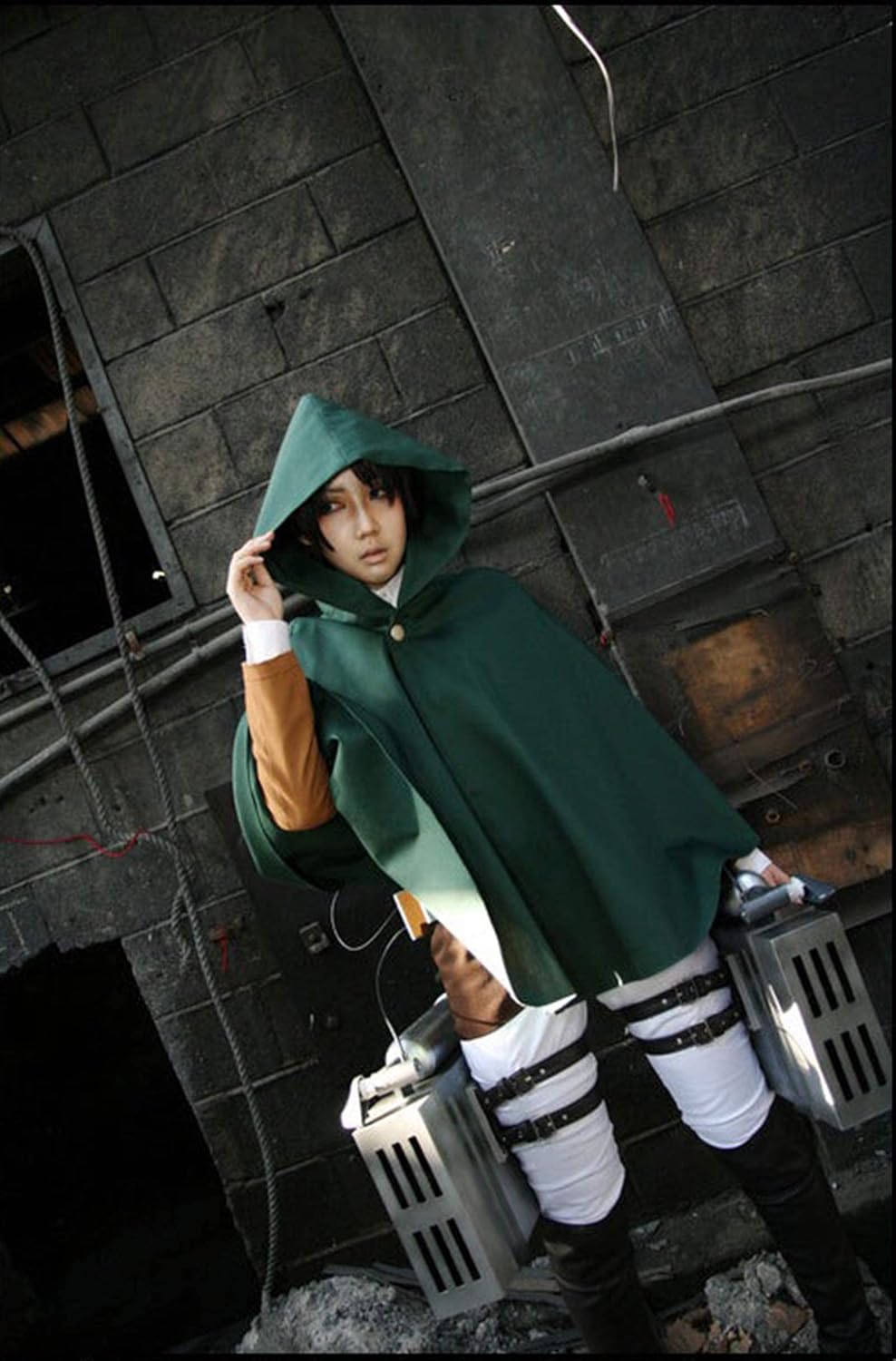 Miniatura 5 de TopOneer 4 unids Anime Attack On Titan AOT Eren Levi Mikasa Armin Cosplay Capa Capa Traje Sudadera con capucha Halloween Mujeres Hombres Adulto