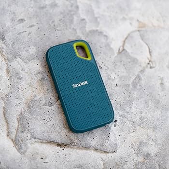 Amazon.com: SanDisk 2TB Extreme Portable SSD - Up to 1050MB