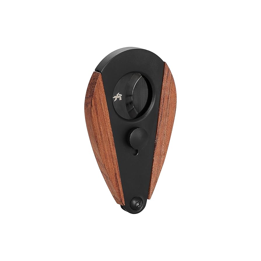 カルティエ　シガーカッター Amazon.com: Xikar Xi3 Cigar Cutter, 54 Ring Gauge, Unique