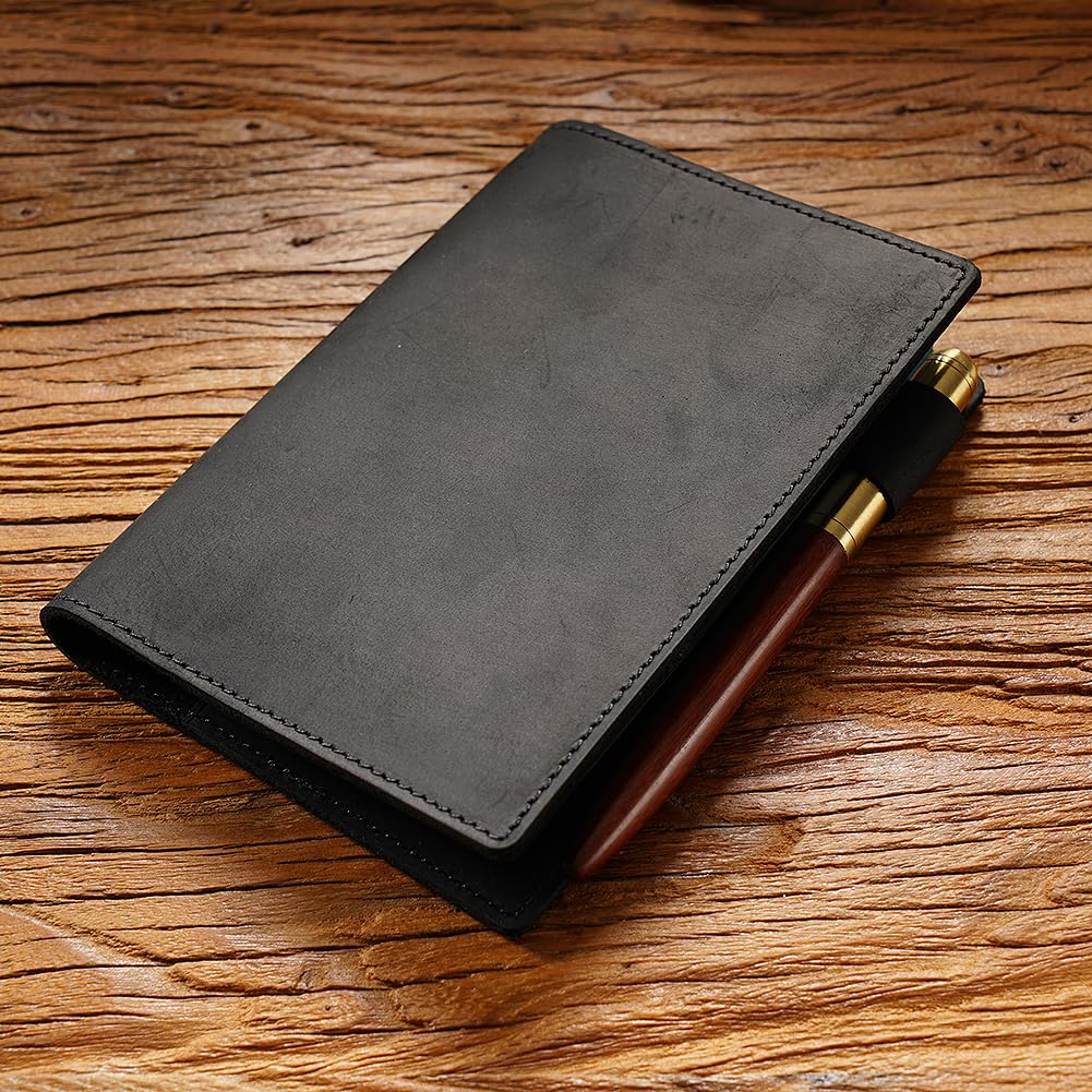 KISSKI - Diarios de cuero para cuaderno de tapa dura A5, funda hecha a mano con soporte para bolígrafo, funda para bloc de escritura con 88 hojas, 176 hojas de papel rayado para notas de campo, Biblia