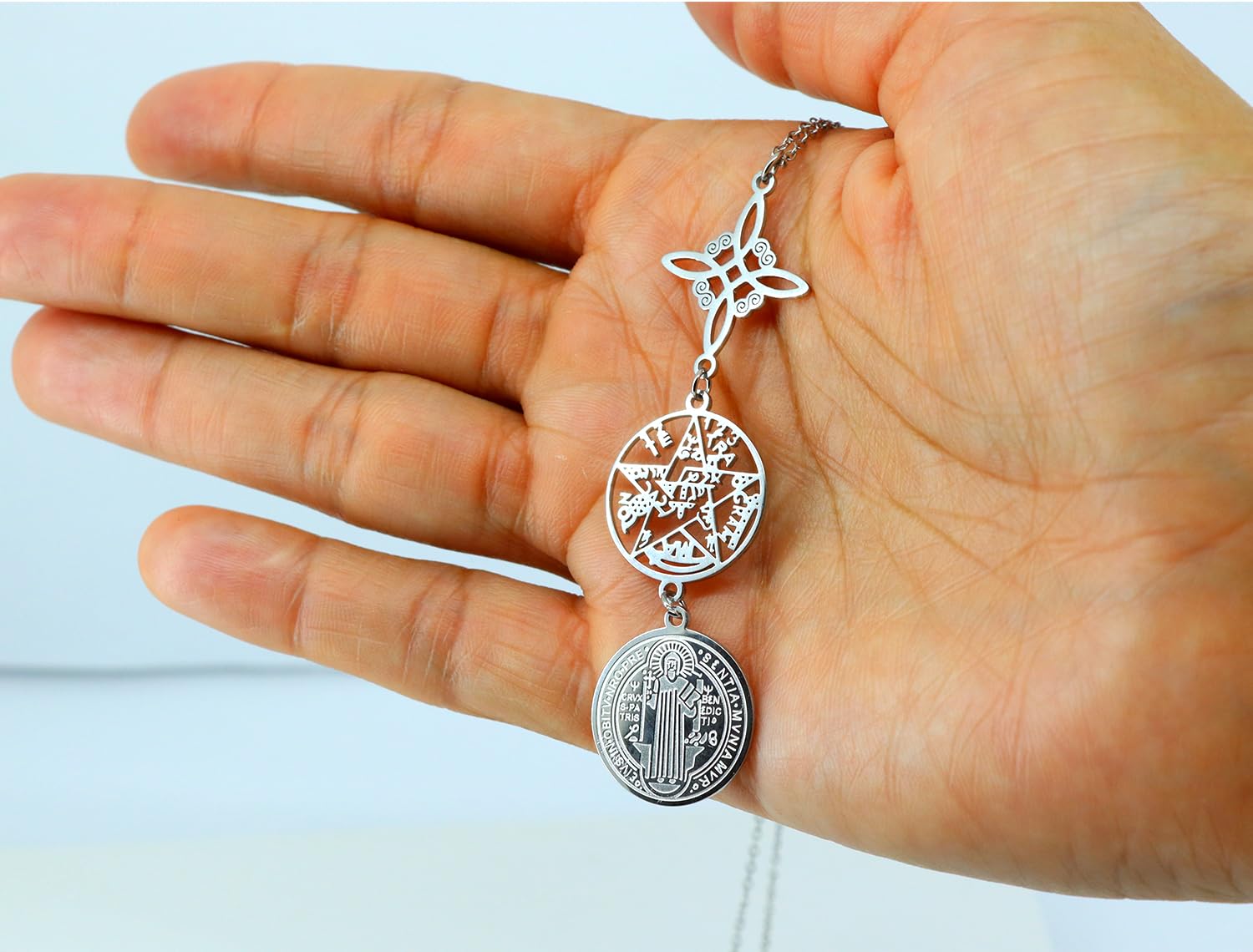 Only faith Collar de Mujer colgante Nudo de Bruja y Tetragramatón para Mujer Los 7 CHAKRAS, Colgante Largo de Símbolos Espirituales, Yoga Reiki Meditación Amuleto