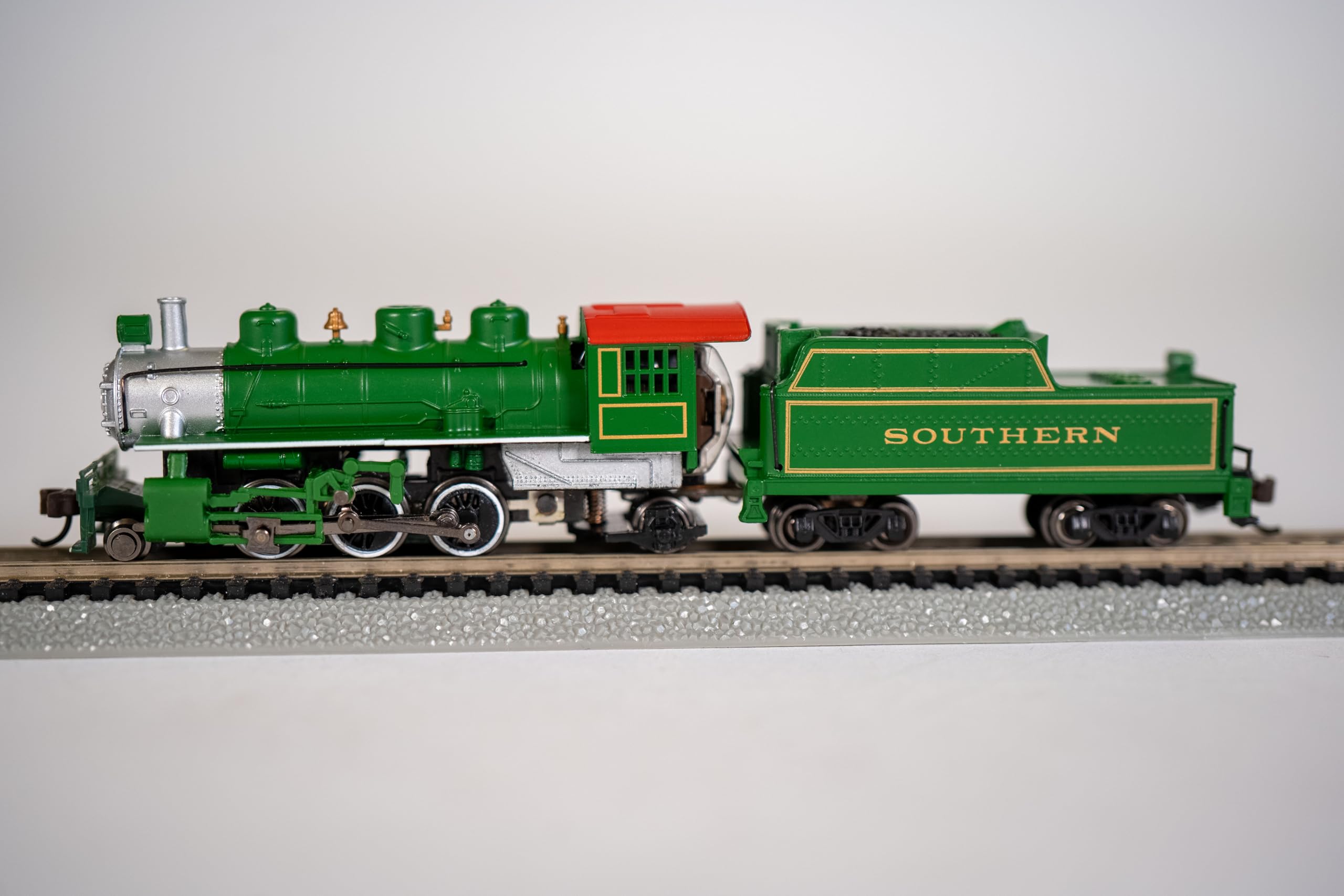 Amazon.com: Bachmann Industries Prairie 2-6-2 Locomotive and