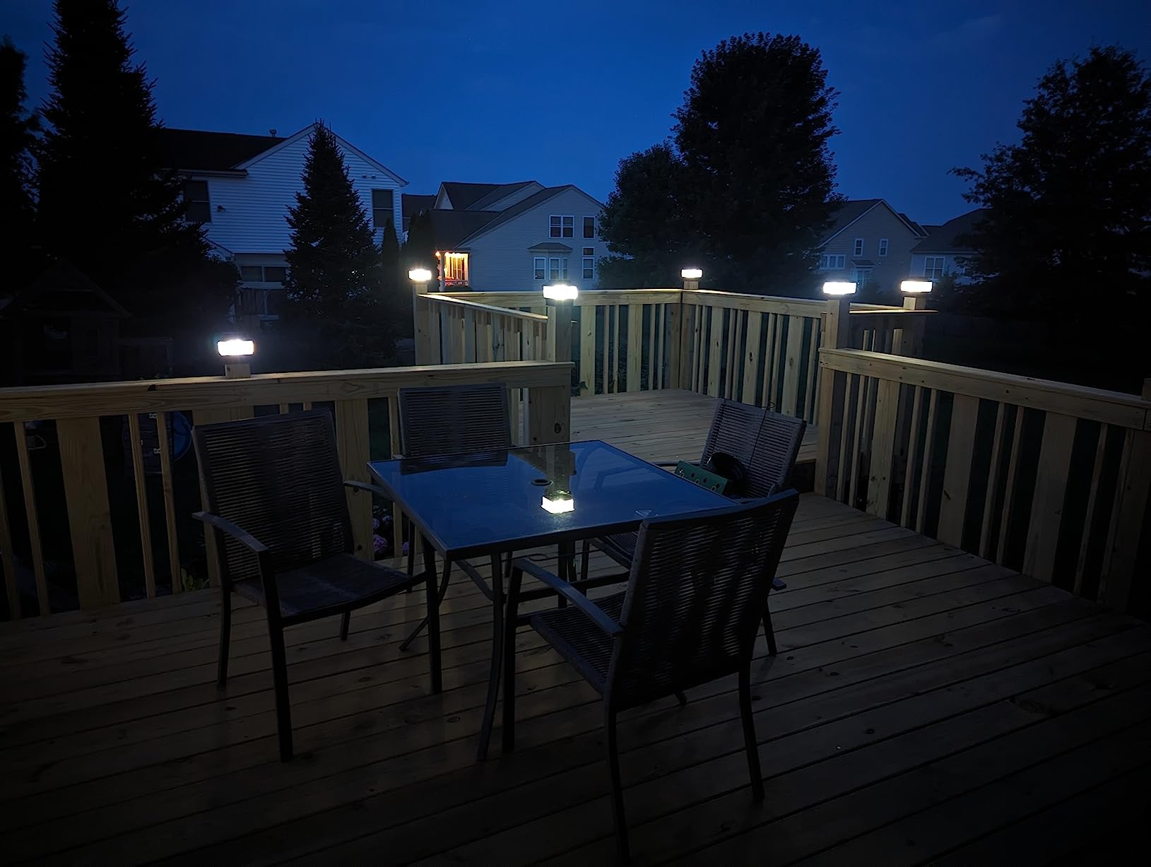 50 Lumen Solar-Pfosten-Leuchten passend für 10x10 cm Vinylpfosten, 15x15 cm Holzpfosten, LED-Farbe wählbar, 3000 K/4000 K/6000 K, hohe Helligkeit, LED-Glühfaden, wasserdicht, schwarz, 1 Stück
