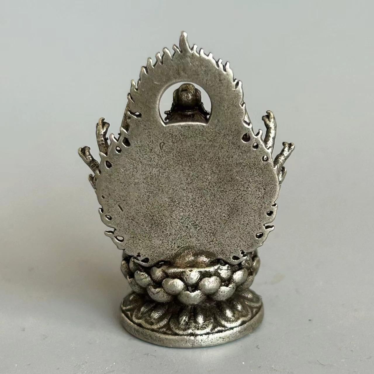 Amazon｜小さな仏さま【仏像 千手観音（子年生まれ）】観音菩薩像