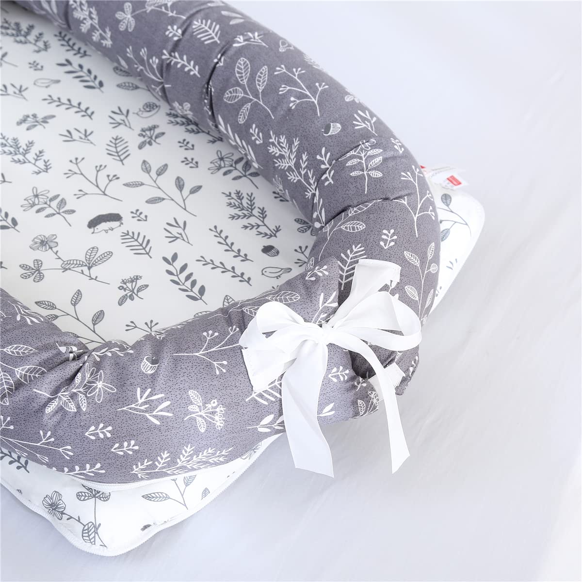 Baby Lounger for Newborn Portable Bag,Baby Play Mat Tummy Time with Strap,Awake-Time Pad Newborn Lounger Adjustable to 0-24 Months Home Travel(Calm Sprig)