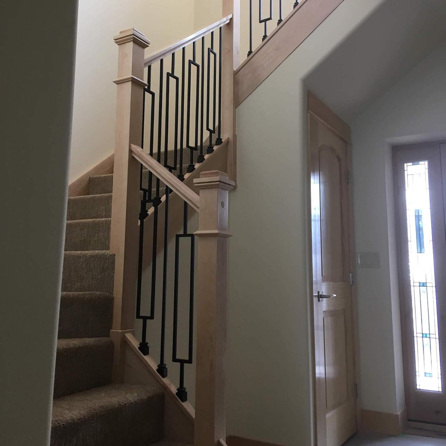 Bеѕt Dеаl Iron Baluster Shoes - Slant Shoe with Screw - for Use with 1/2 Square Balusters - Set of 30 (Satin Black)