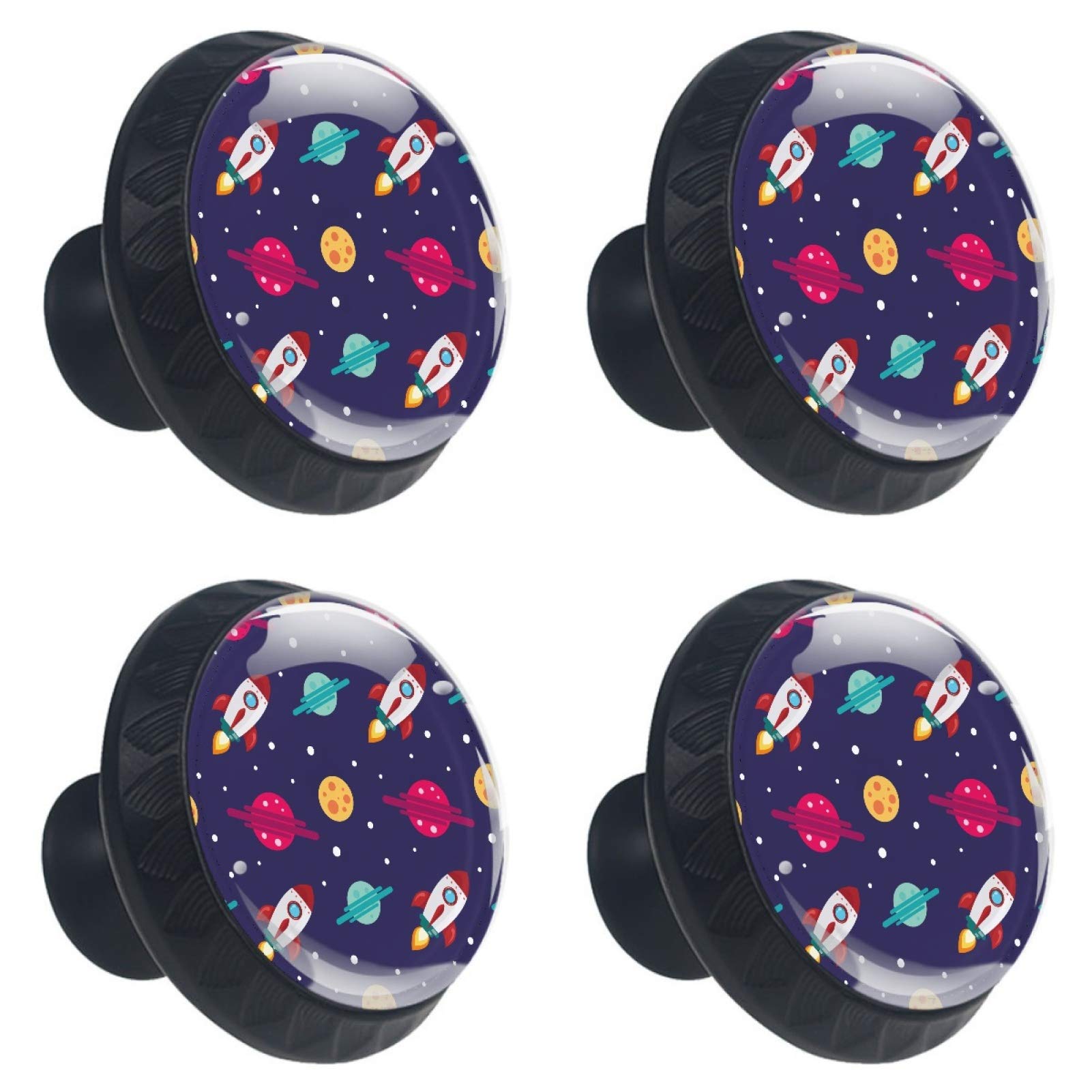Boutons de tiroir en verre coloré pour réparer un meuble usé avec style