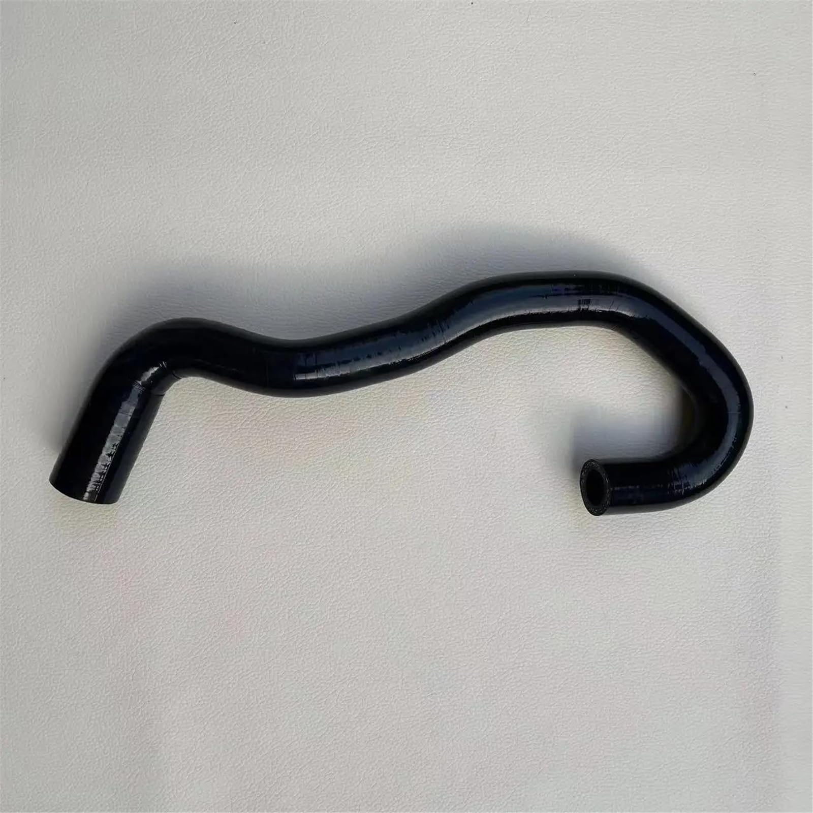 Motore Refrigeranti Tubo Compatibile Con Opel Per Frontera B 1999 2000 2001 2002 2003 2004 2.2 DTI Tubo Liquido Raffreddamento Auto 91156545 Tubo Dell'acqua Liquido Raffreddamento Del Radiatore(Black)