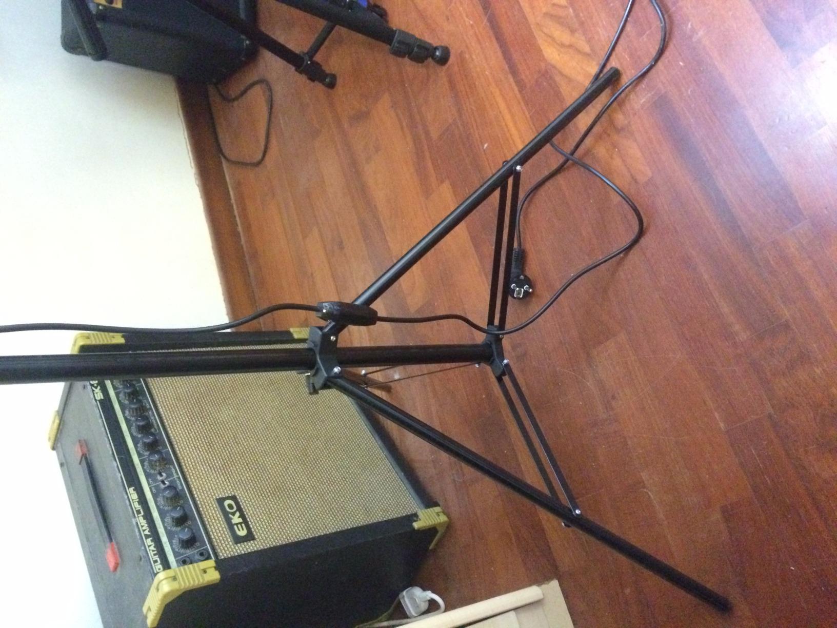 Kit Illuminazione Neewer 700W Softbox - 2 LED 5700K, 60x60cm, Stativi 210cm, Per Foto Studio - Foto 2