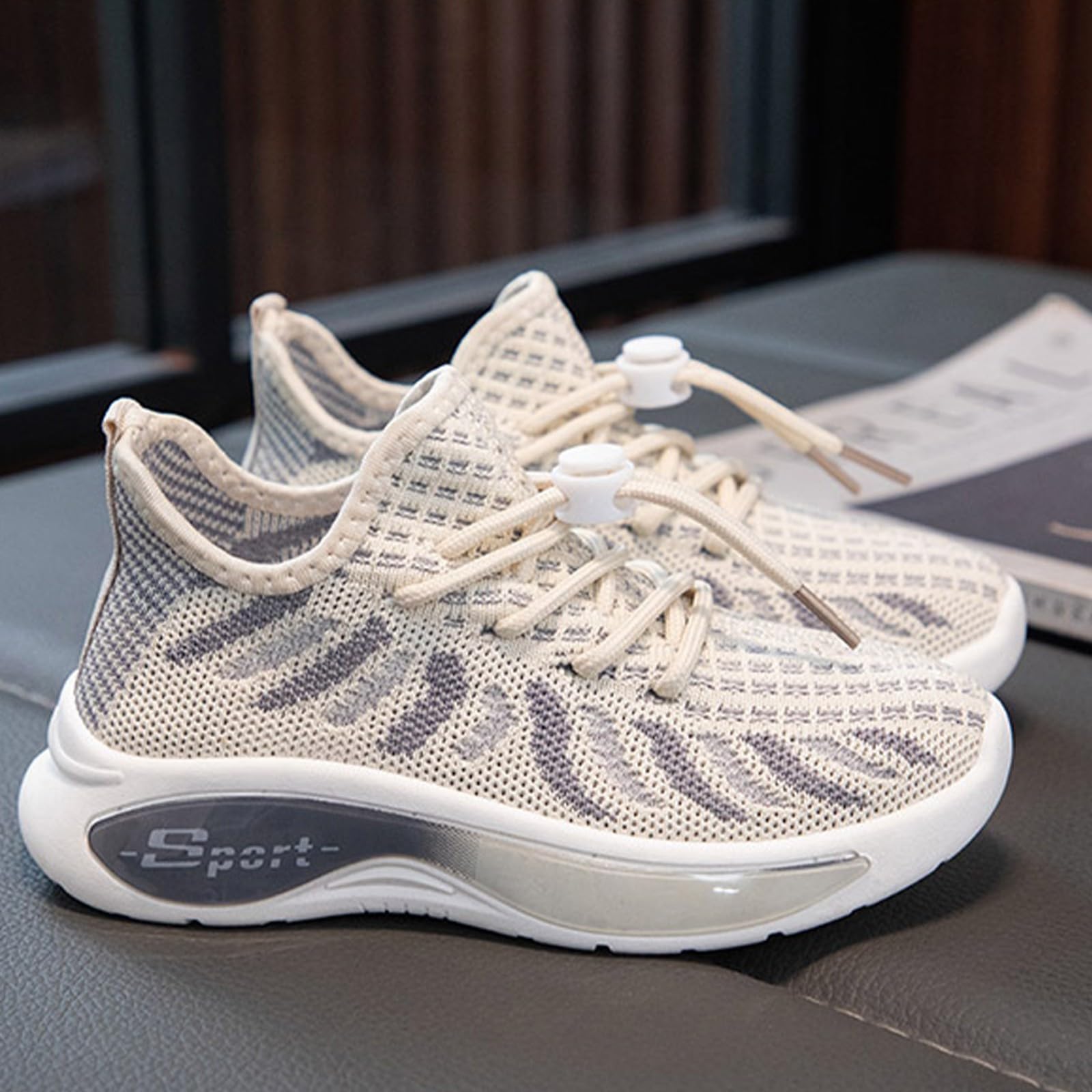 Scarpe da ginnastica per bambini e ragazze: scarpe da corsa, in rete leggera, traspiranti, comode, leggere, da corsa, per attività all'aria aperta, per il fitness, per la scuola, il tempo libero