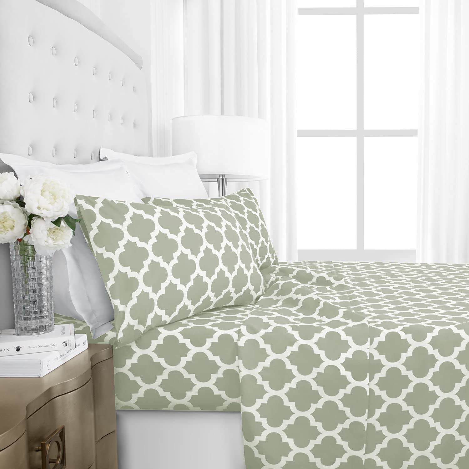 Italian Luxury King Size Sheets & Pillowcase Set w/Deep Pockets - Microfiber Bedding Sets - Machine Washable - Sage