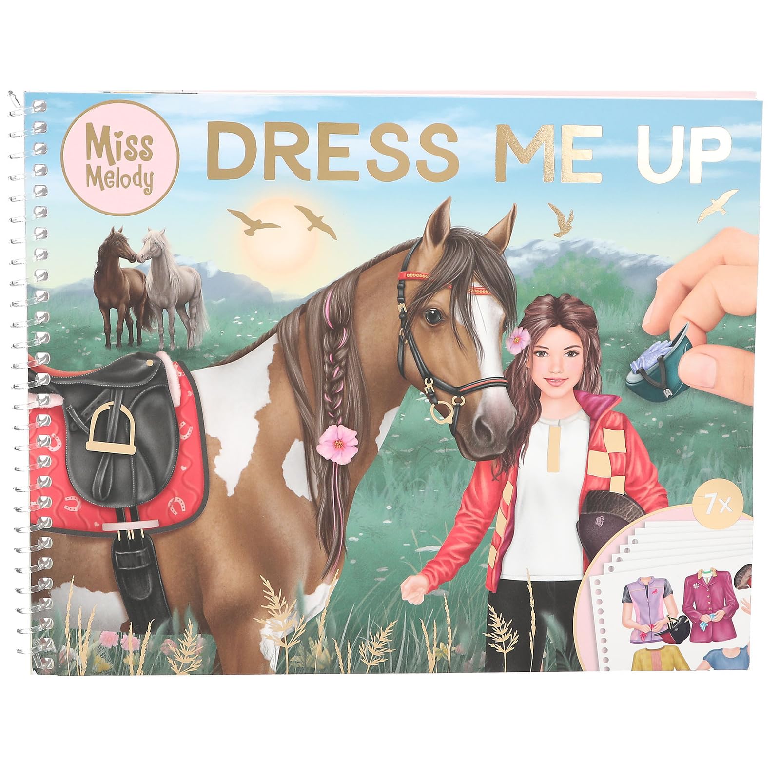 Depesche 13744 Miss Melody Dress Me Up - Grande Libro di Adesivi per Cavalli con 24 Pagine di Sfondo da Decorare, Incluse 7 Pagine di Bellissimi Adesivi.