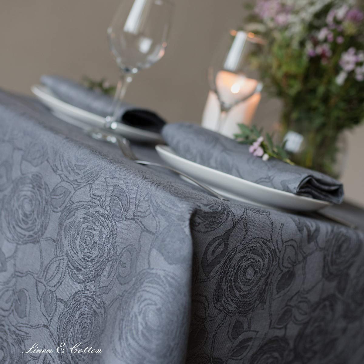 Linen & Cotton Jacquard Damast Tafelkleed Stof Cervo met Ornamenten, Hoekig - 100% Linnen, Lichtblauw Blauw Beige (147 x 250 cm) Tafellinnen Tafeldecoratie voor Thuis Keuken Eetkamer Woonkamer Tafel