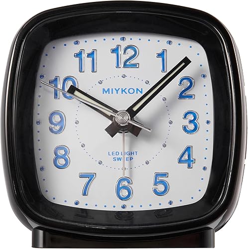 Miniatura 9 de Miykon Reloj despertador analógico cuadrado pequeño – Silencioso sin tictac, funciona con pilas con luz LED y repetición – Escritorio, mesa, viaje