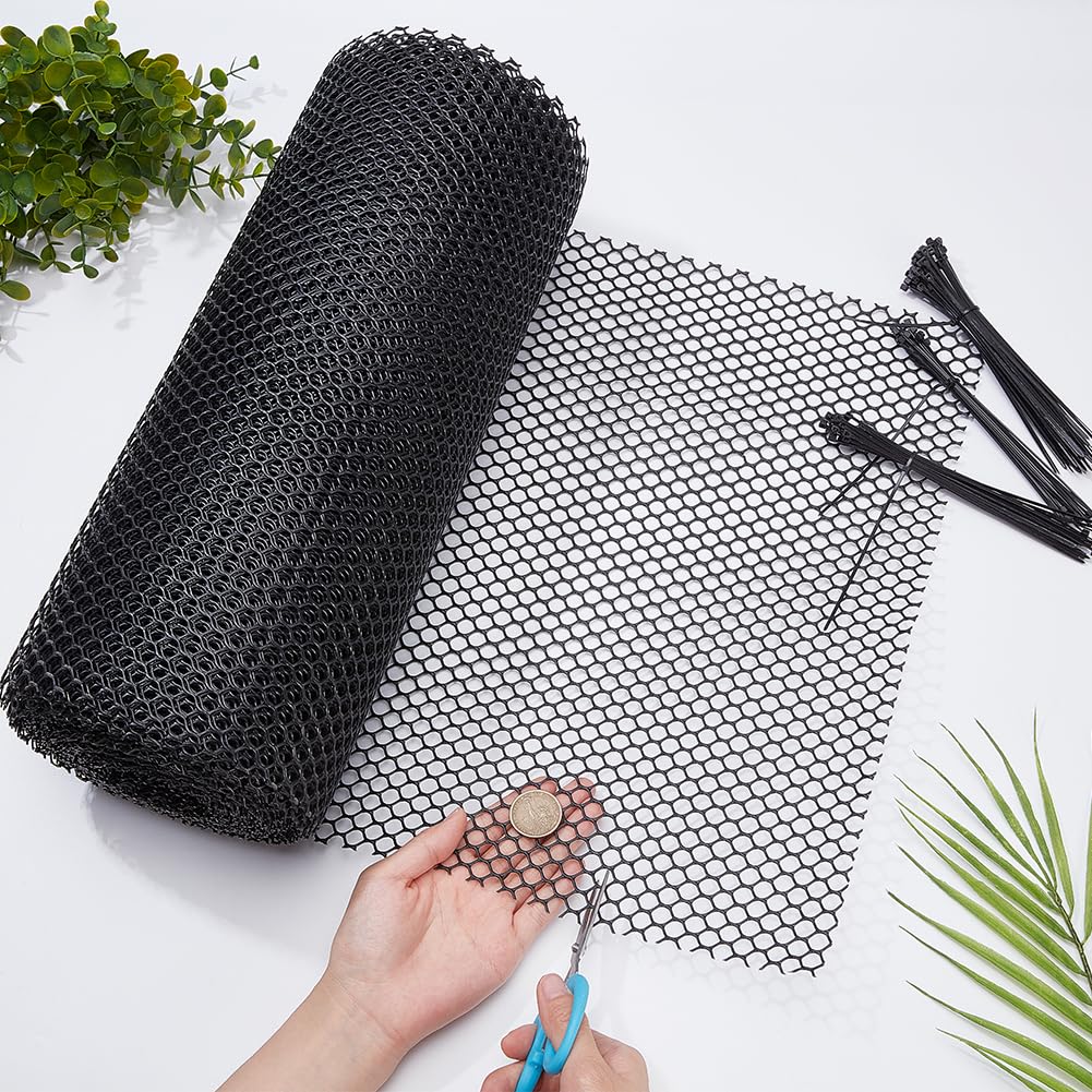 AHANDMAKER Rouleau de grillage en plastique avec 120 attaches de câbles pour protection de lapin, volaille et protection des plantes, 15,2 x 40,6 cm, noir