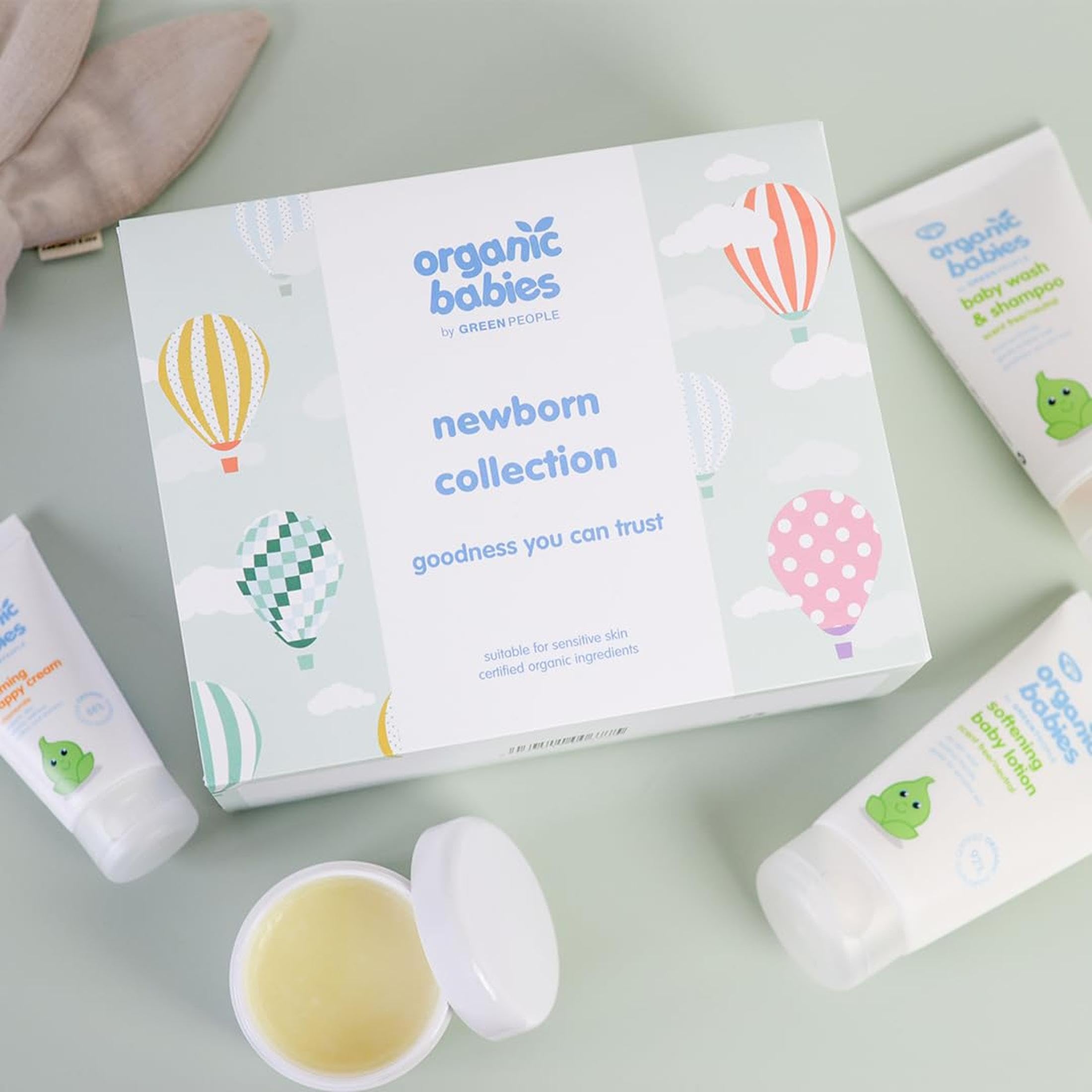 Green People Bio-Babys Neugeborenen-Set | Natürliche und biologische Mutter- und Neugeborenengeschenke, Baby-Party, Gender Reveal, Aloe Vera, Sheabutter und Calendula