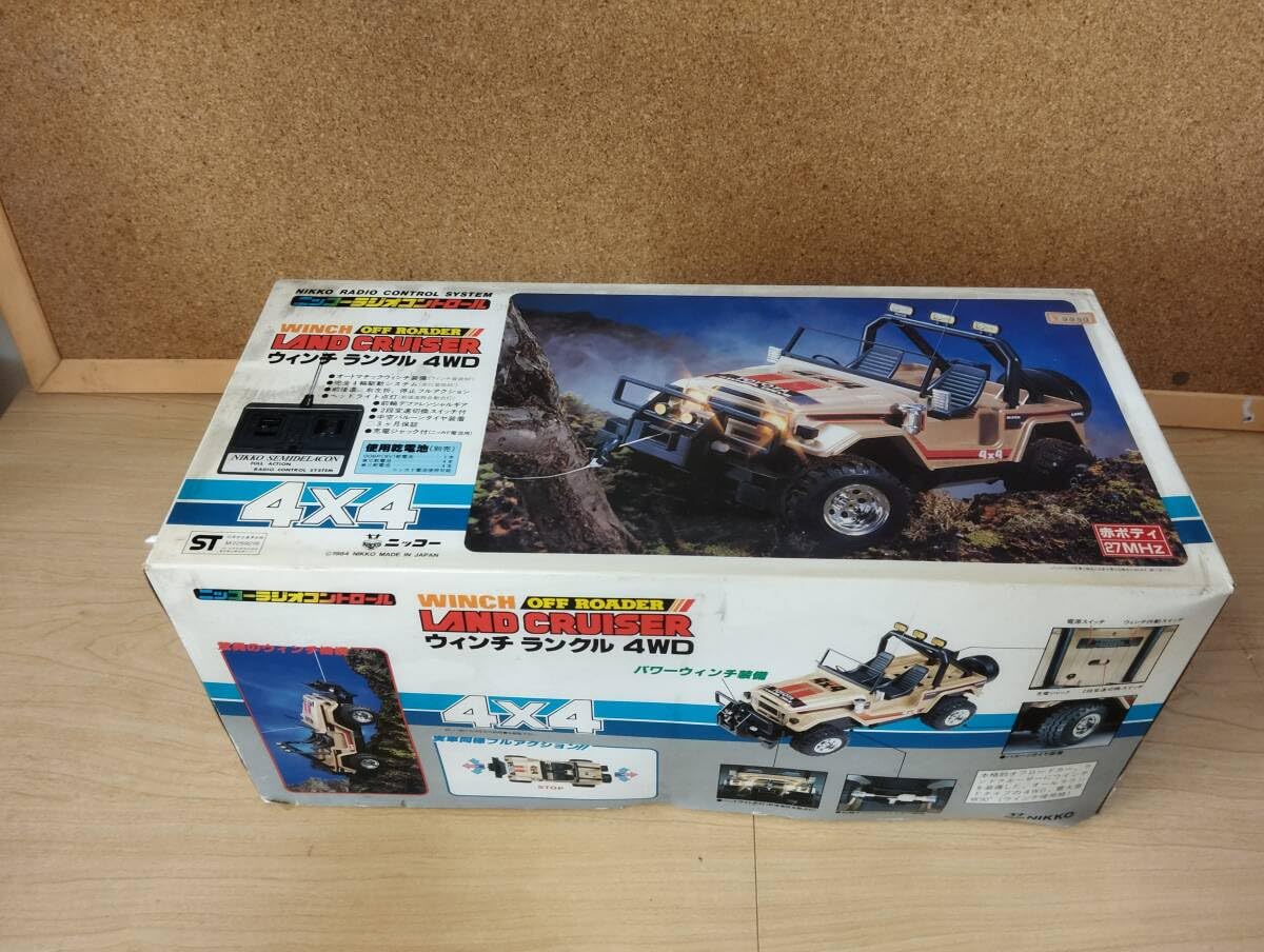 Amazon.co.jp: 有 ニッコー ウインチ ランクル 4WD 赤 ラジコン RC