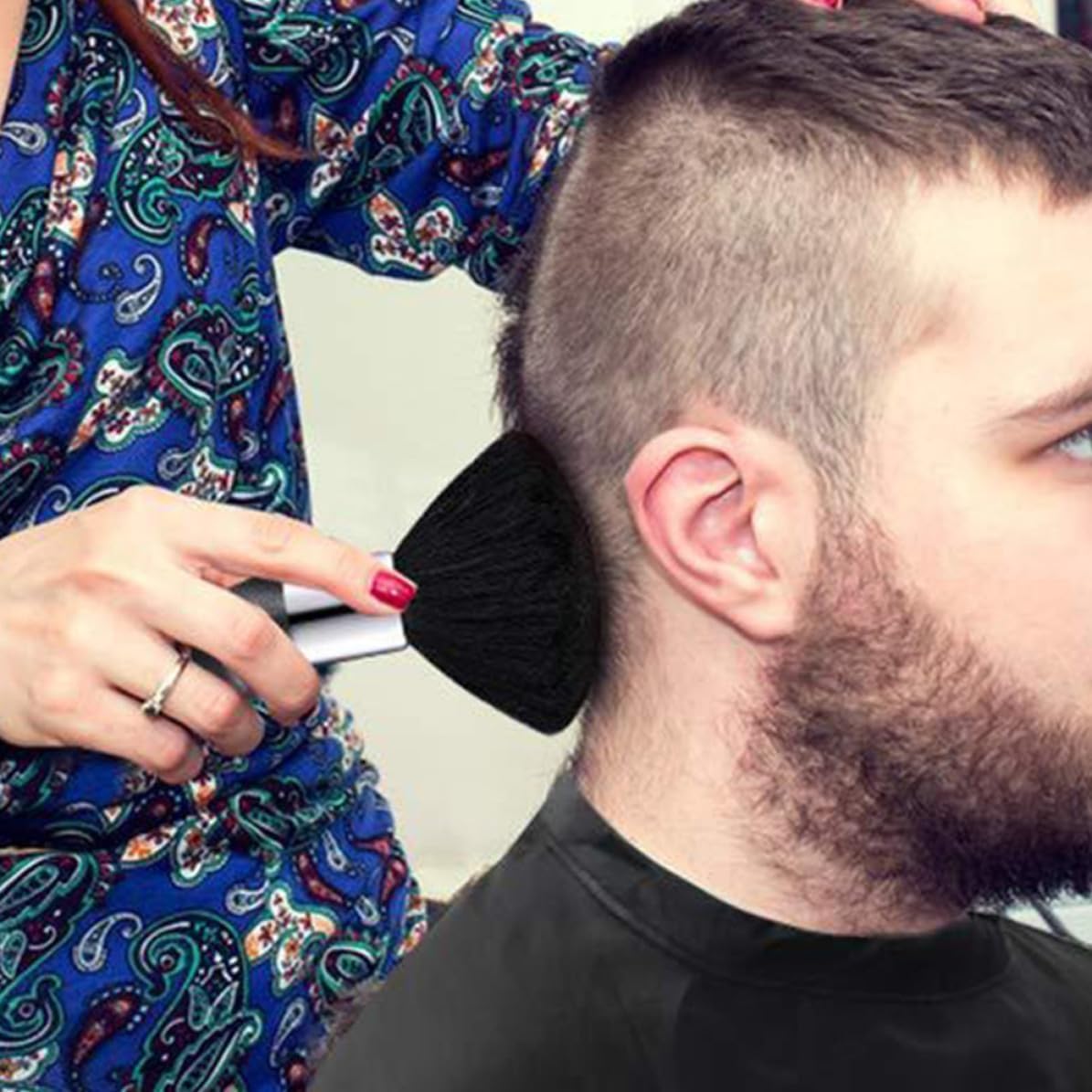 Black Multi-functional Barber Cape with Wool Neck Duster Brush for Hair Salon and Barbershop Use Water-resistant Cloth Hair Cutting Cape for Men and Women