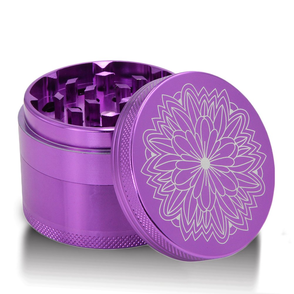 DCOU Nuevo Diseño Premium Molinillo de hierba de aluminio 2.2 pulgadas 4 piezas molinillo de metal con catcher de polen con flor tallada (Púrpura)