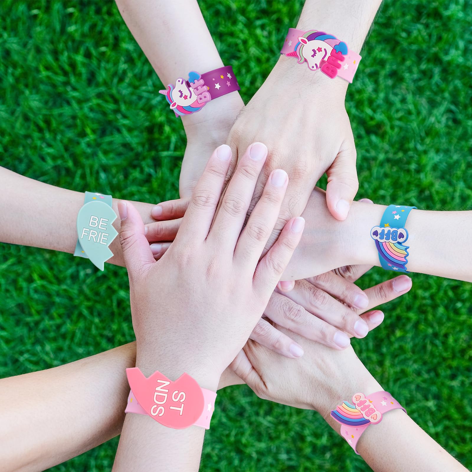 Herefun 40 Bracelets à Claquer Multicolores – Slap Bracelets Métal/PVC, Cadeaux Fête Anniversaire, Sacs Surprise, Accessoires Enfants
