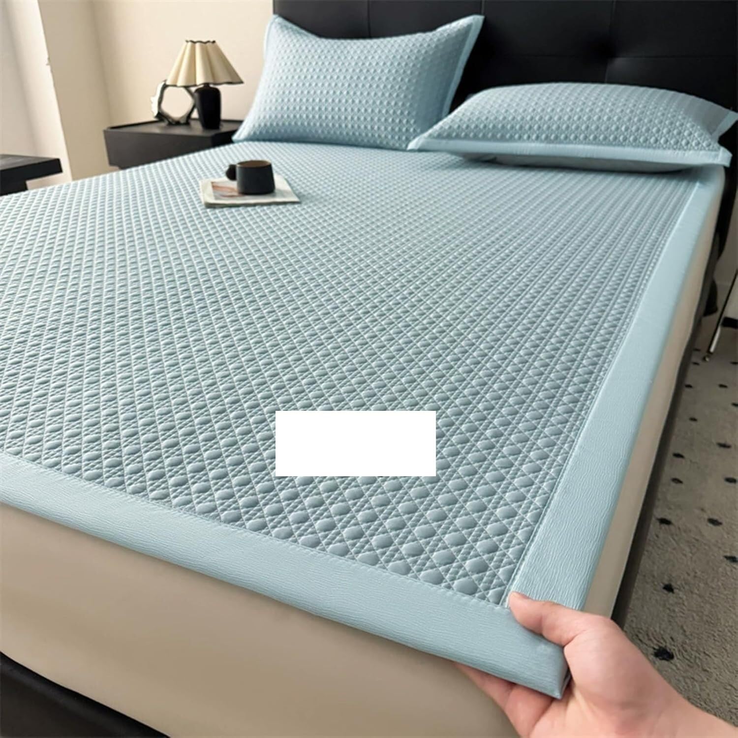 Ice Silk Mattress Topper ， Ice Silk Sleeping Mat 2 Pillowcases, Elastic Straps, Aromatic, Multicolor, Multiple Sizes(Blue,200x220cm)