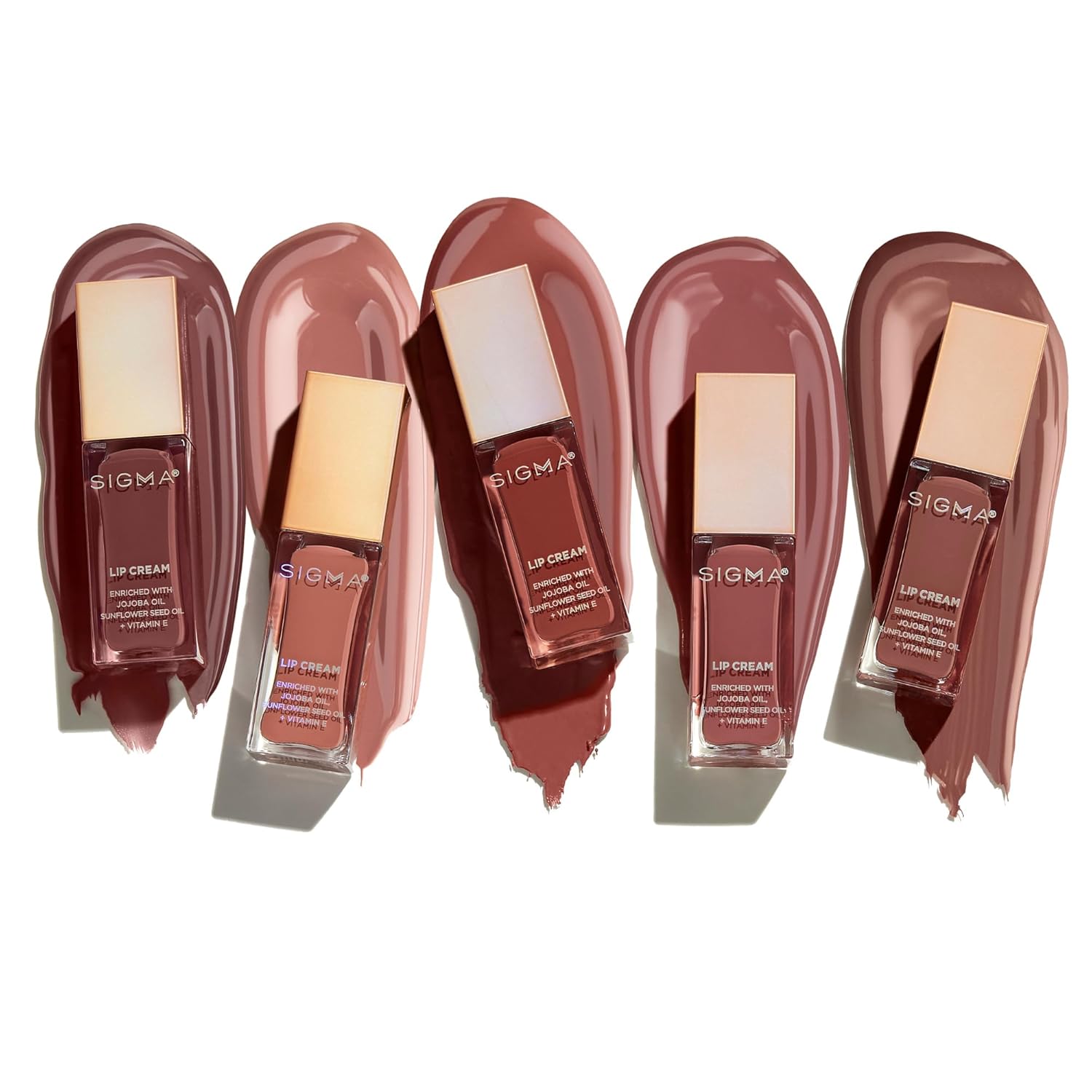 Sigma Beauty Lip Cream – Professional Liquid Lipstick Cream with an Ultra-Hydrating Formula and a Lustrous, Creamy Finish - Long Lasting, Lightweight & Non-Sticky Lip Creme (Dapper)