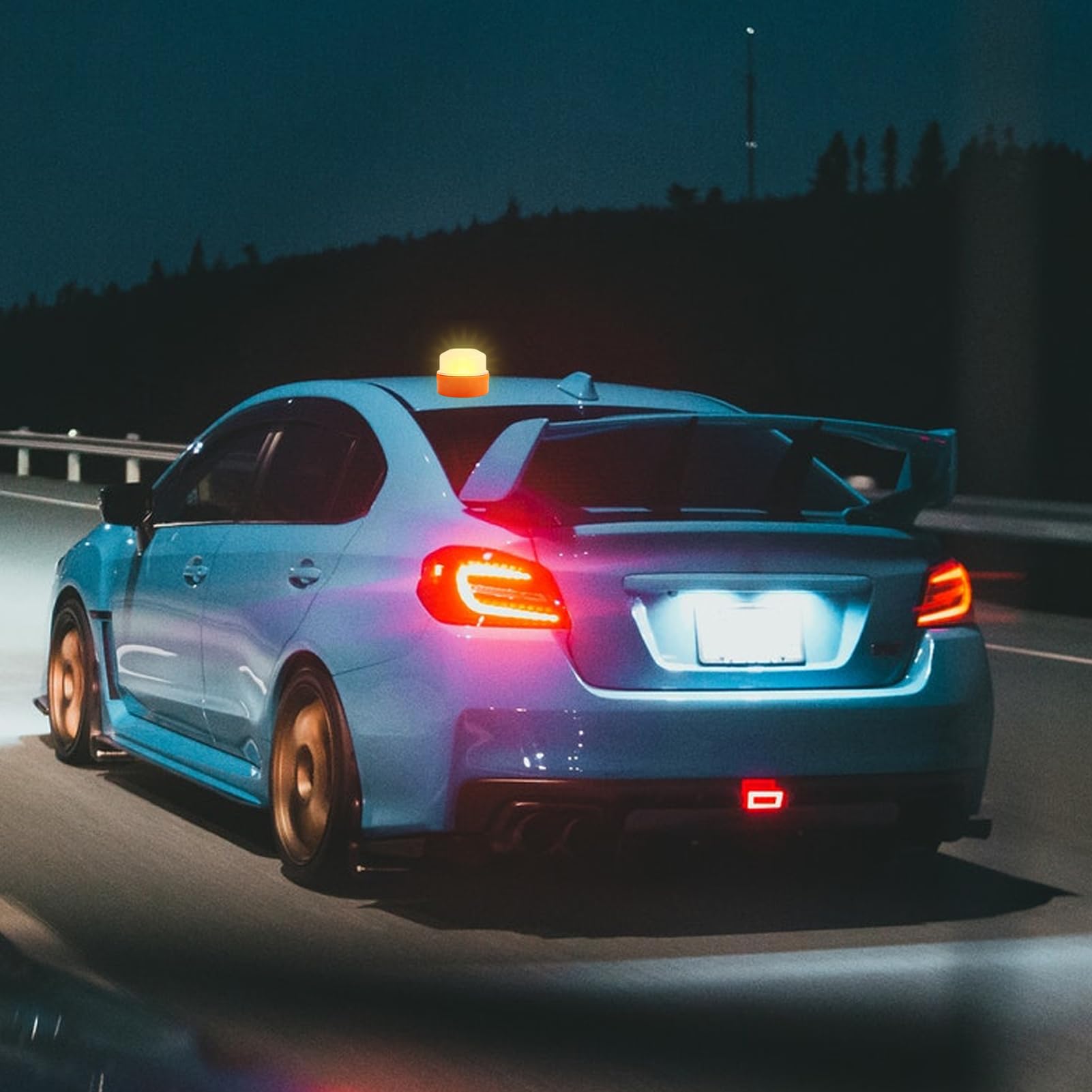 Generico Luce Di Emergenza V16 Omologata - Lampeggiante A LED Stroboscopico Bianco Ambra | Torcia Per Guasti Auto Con Base Magnetica | Segnale Di Sicurezza Alimentato A Batteria A 9 Modalità