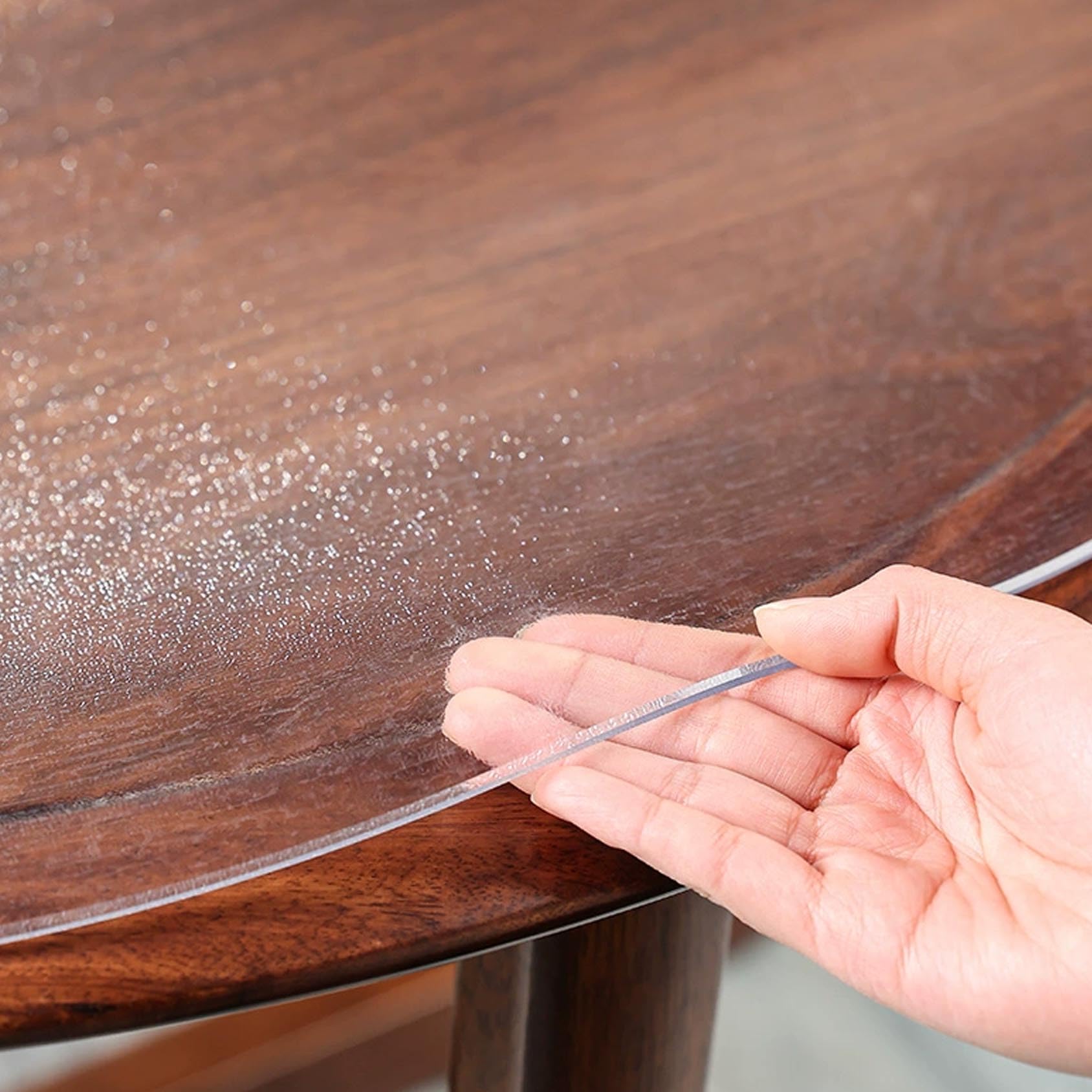 Pellicola Tovaglia Smerigliato Trasparente Rotonda per Tavolo,Spessore 2 mm, in PVC Resistente All'abrasione,per Scrivania Tavolo Rotondi da sala da Pranzo