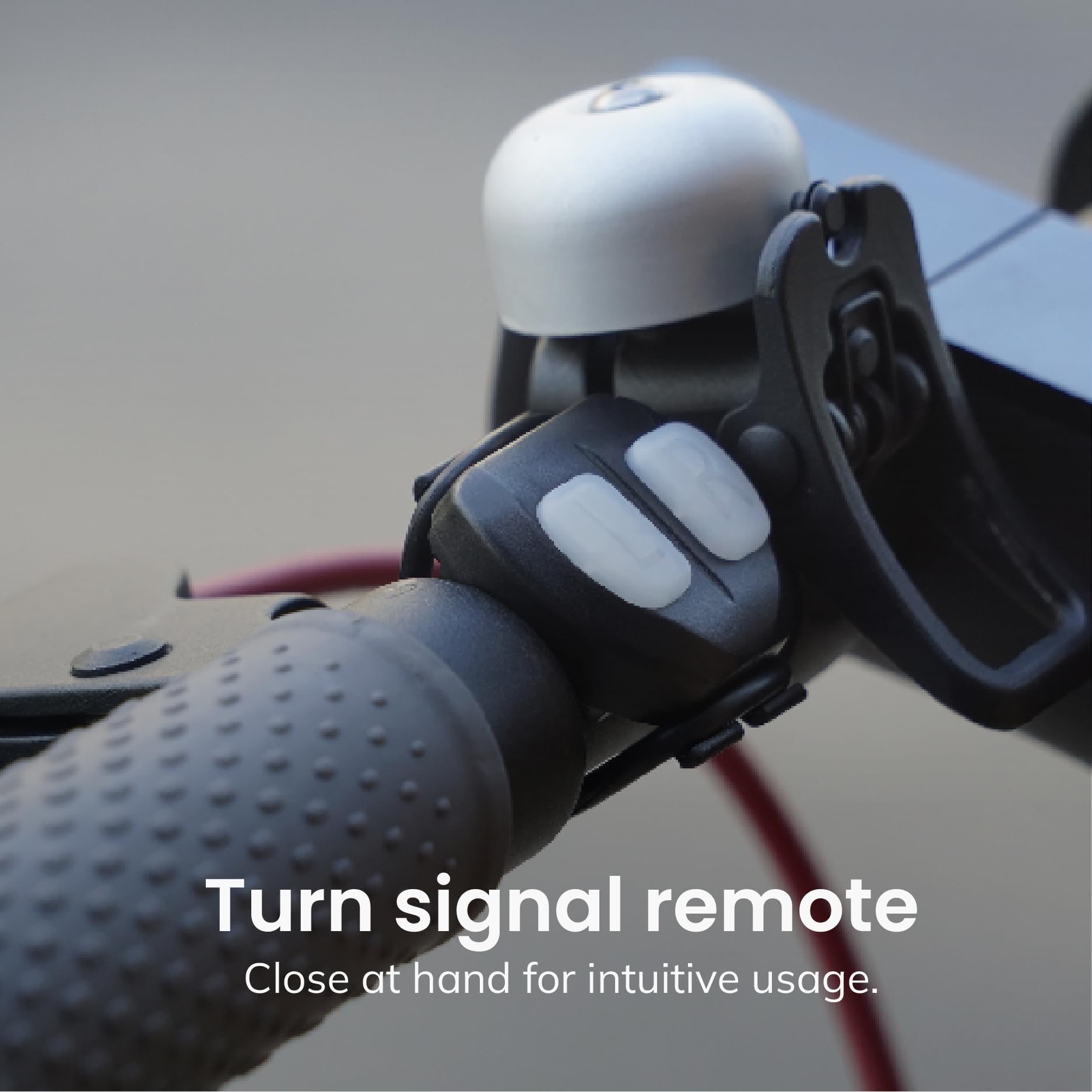 Eclairage sans Fil pour Casque de vélo, Trottinette - avec Clignotants Droite/Gauche - télécommande sur Guidon - Rechargeable USB …
