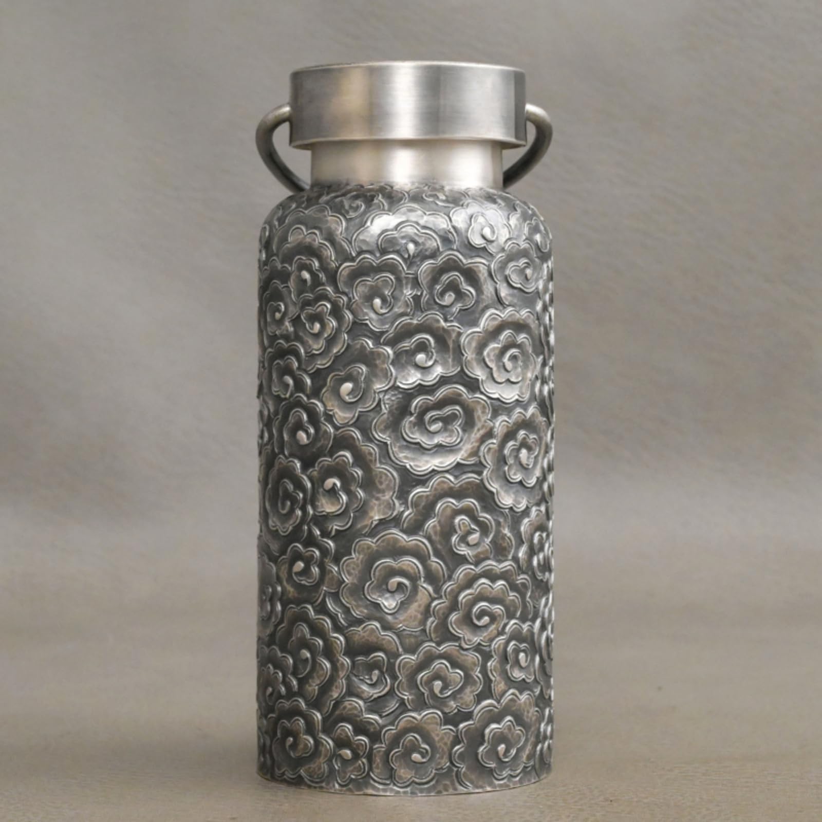 Thickened Sterling Silver Water Bottle Pure Silver Kettle Handmade Sports Sealed Portable Outdoor Travel Multi-purpose Water Cup B