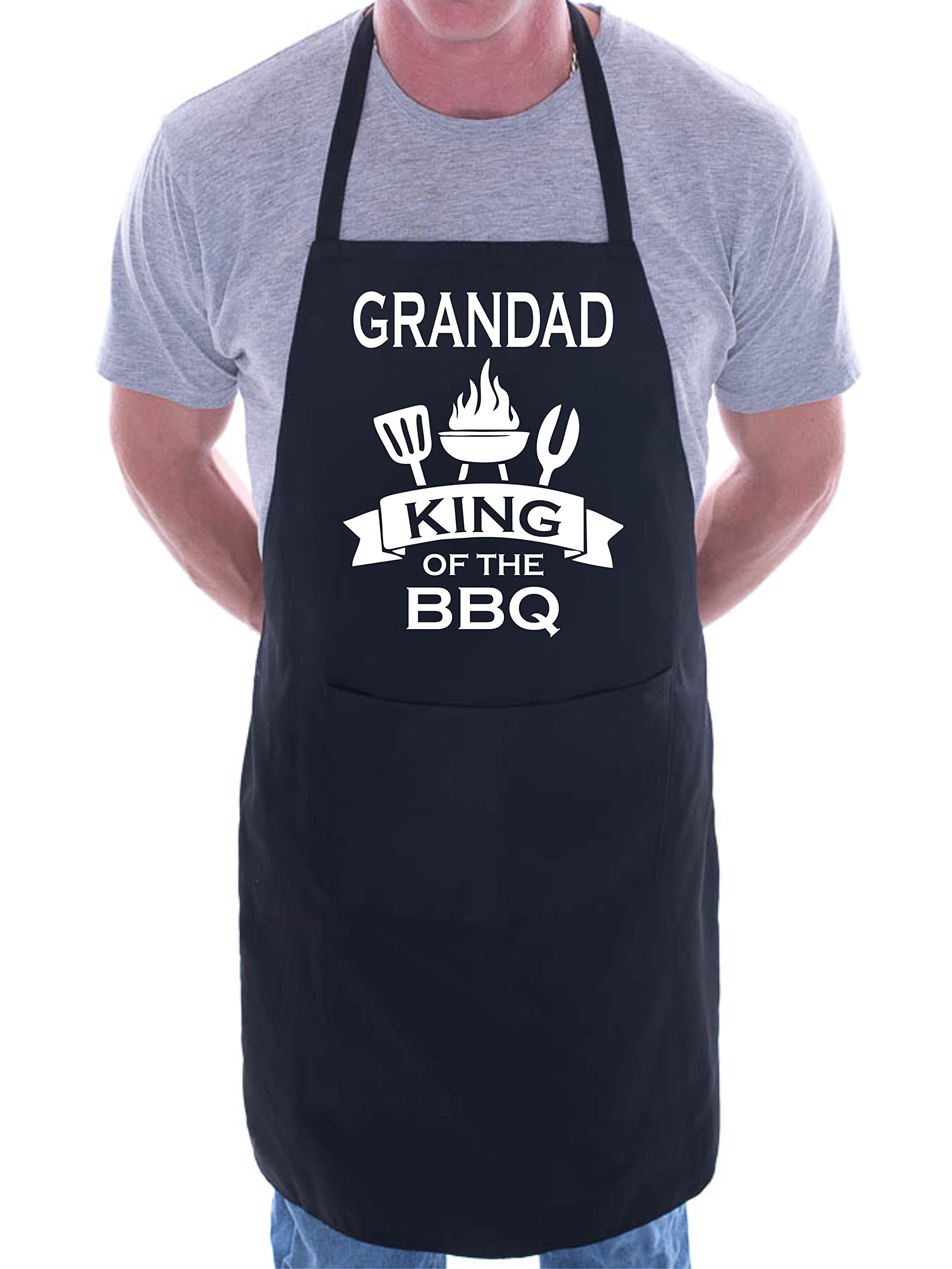 Print4U Grandad Is King Of BBQ Funny Apron Novelty Baking BBQ with 2 Pockets Black