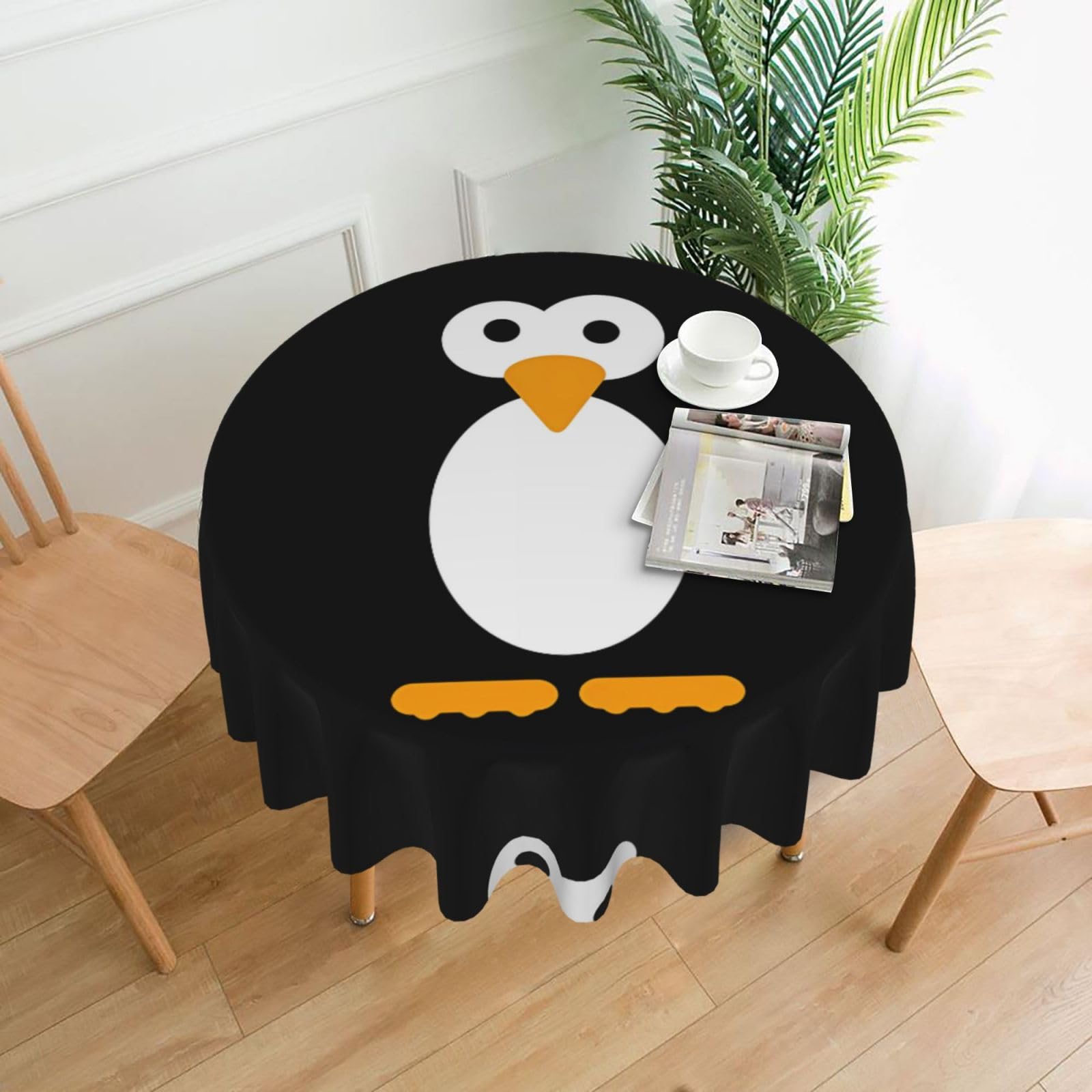 YYHWHJDE Cute Penguin Prints Round Decorative Tablecloth 60in - High-Grade Polyester Throw for Elegant Dining & Festive Gatherings