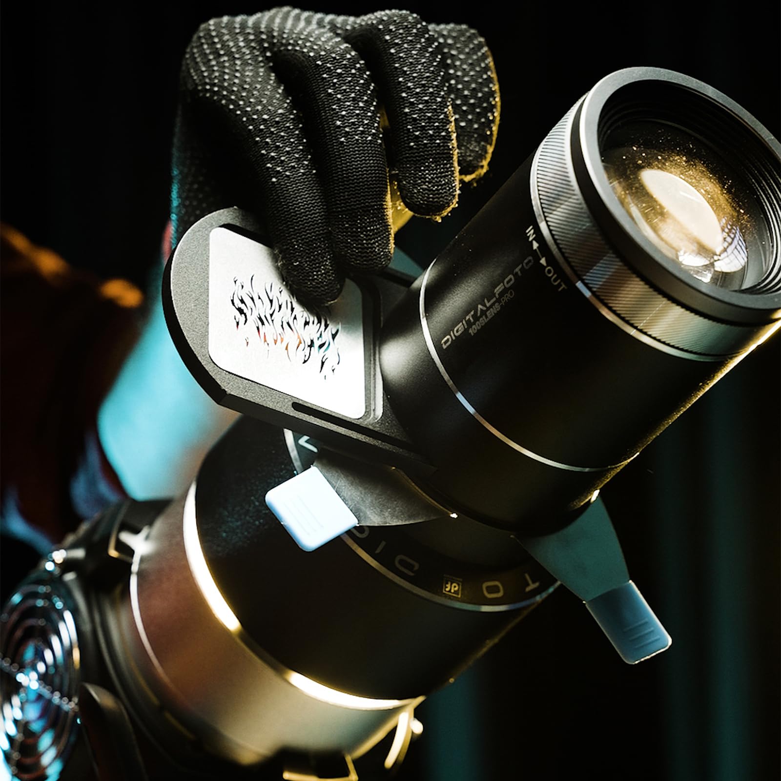Optischer Snoot für Bowens Mount Light, Optisches Projektion Snoot Kit für Spotlight/COB Light, kompatibel mit Aputure Amaran 60D/XS/100X/D 200D/X Storm 400x, für Godox SL60,4 Farbfiltern & 39 Gobos