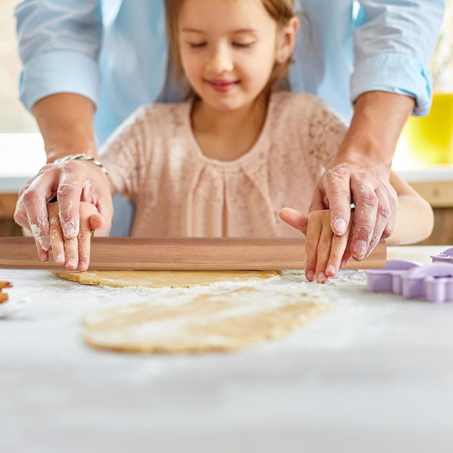 minkissy Solid Wood Rolling Pin Dough Baker Roller, Thickened Handheld Wooden Pastry Roller for Pizza Cookie Baking, 38cm Length 3.5cm Diameter, Essential Kitchen Tool for Home Use